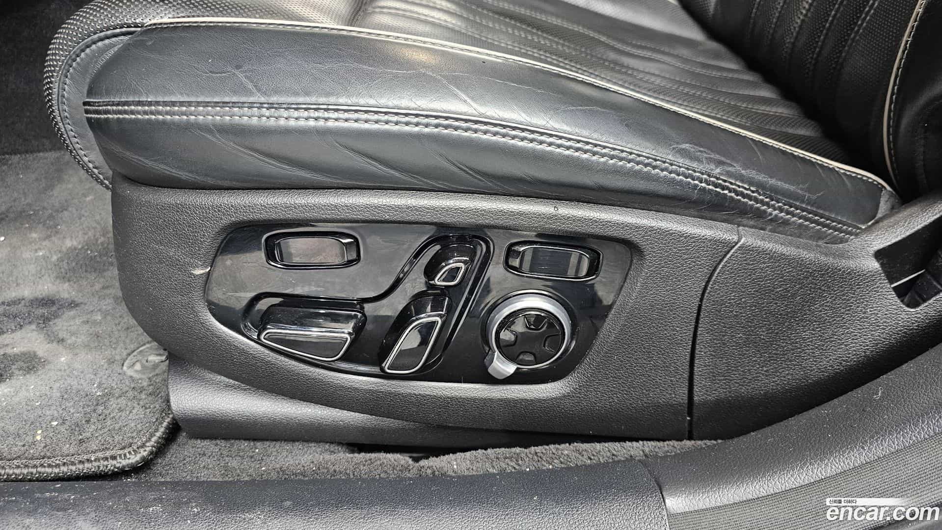 EQ900 Genesis 2016.2-OPTION-044