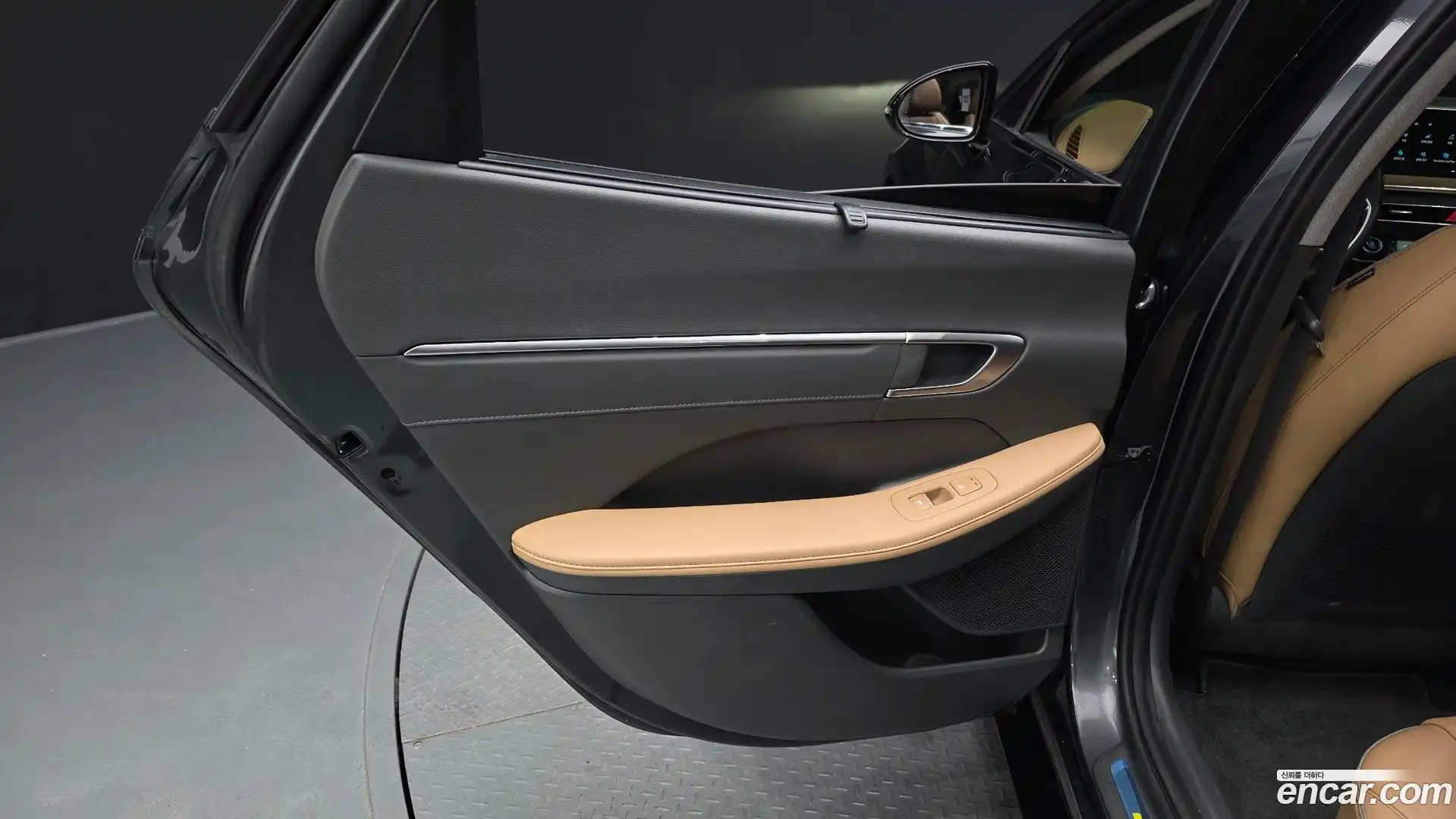Sonata Hyundai 2019.5-INNER-035
