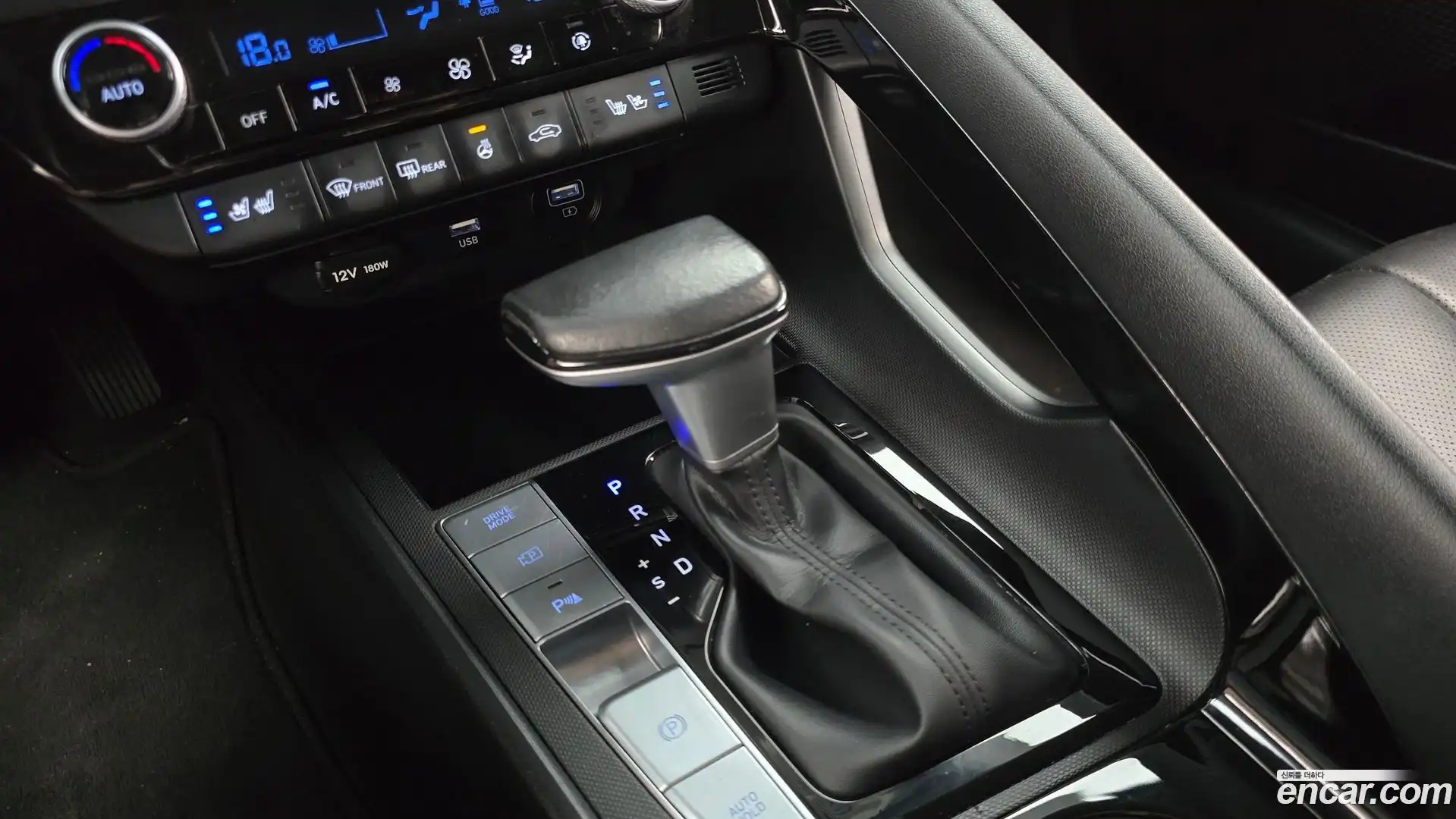AVANTE Hyundai 2022.5-INNER-009