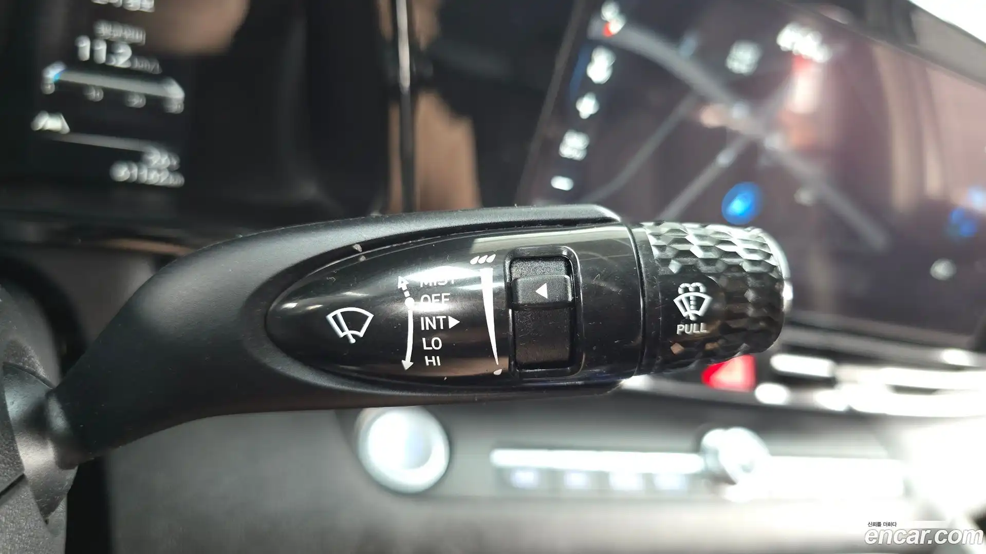 AVANTE Hyundai 2022.5-OPTION-020