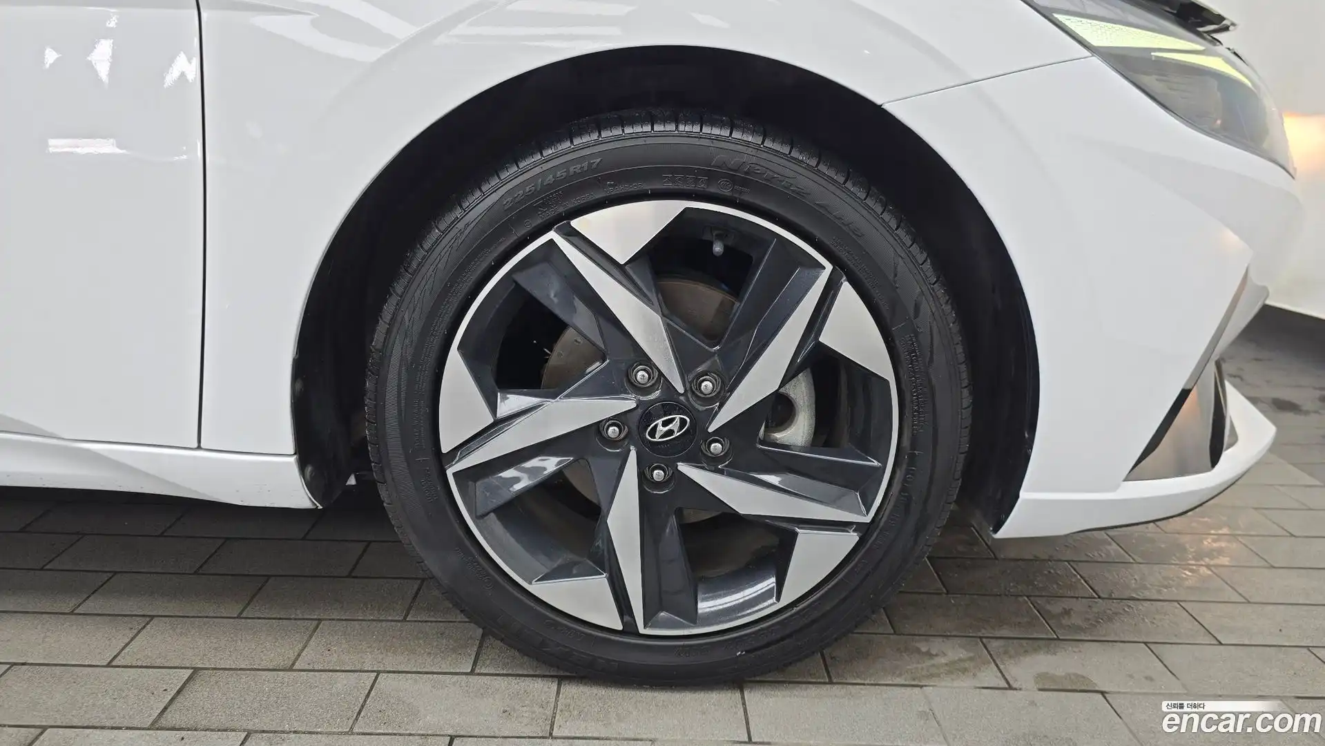 AVANTE Hyundai 2022.5-OUTER-031