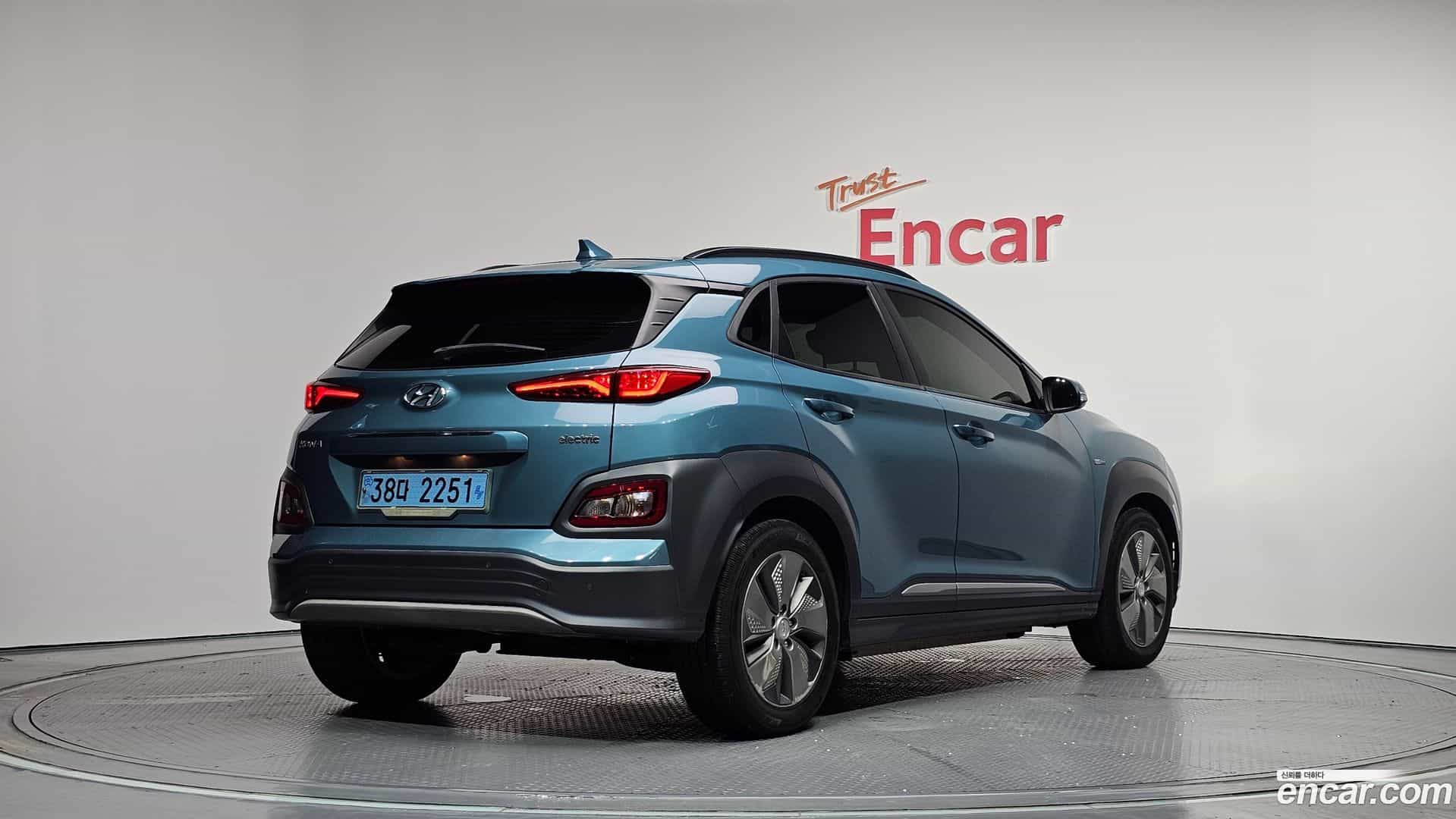 Kona Hyundai 2018.10-OUTER-002