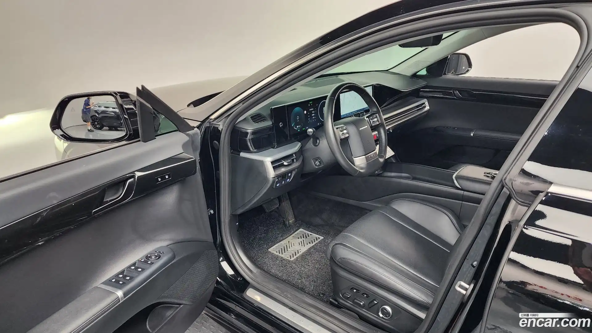 Grandeur Hyundai 2023.4-INNER-010