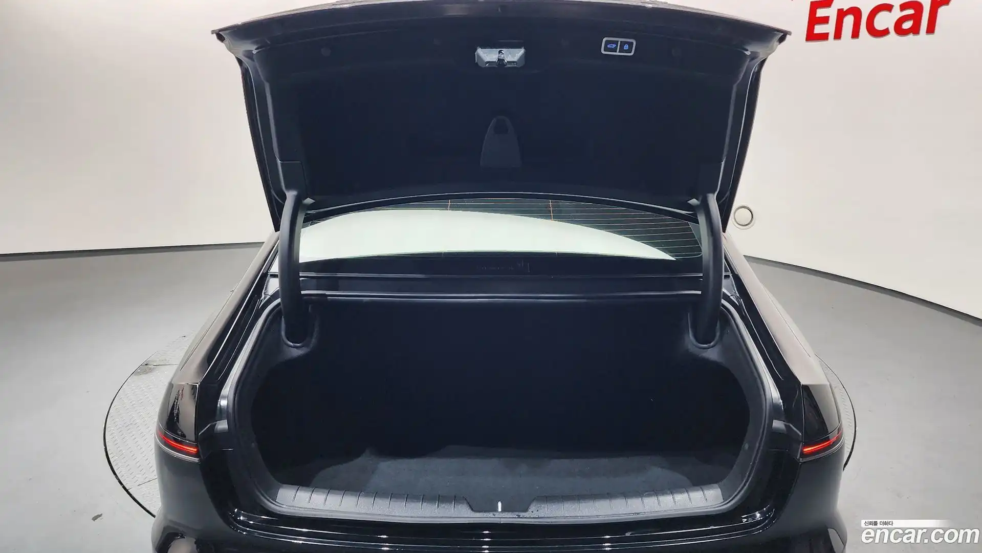 Grandeur Hyundai 2023.4-OPTION-024