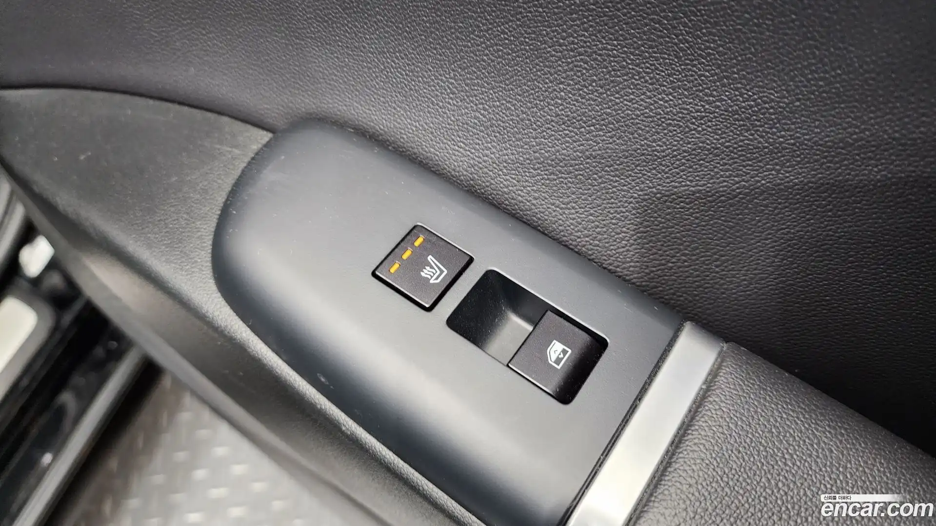 Grandeur Hyundai 2023.4-OPTION-050