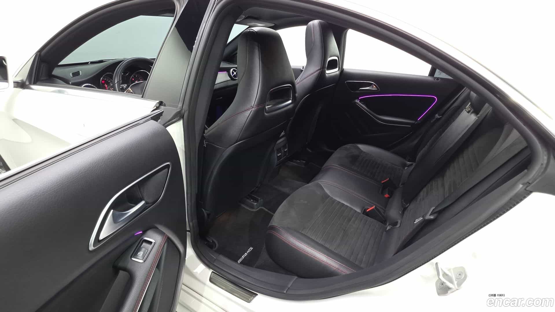CLA-Class Mercedes-Benz 2018.0-OPTION-016