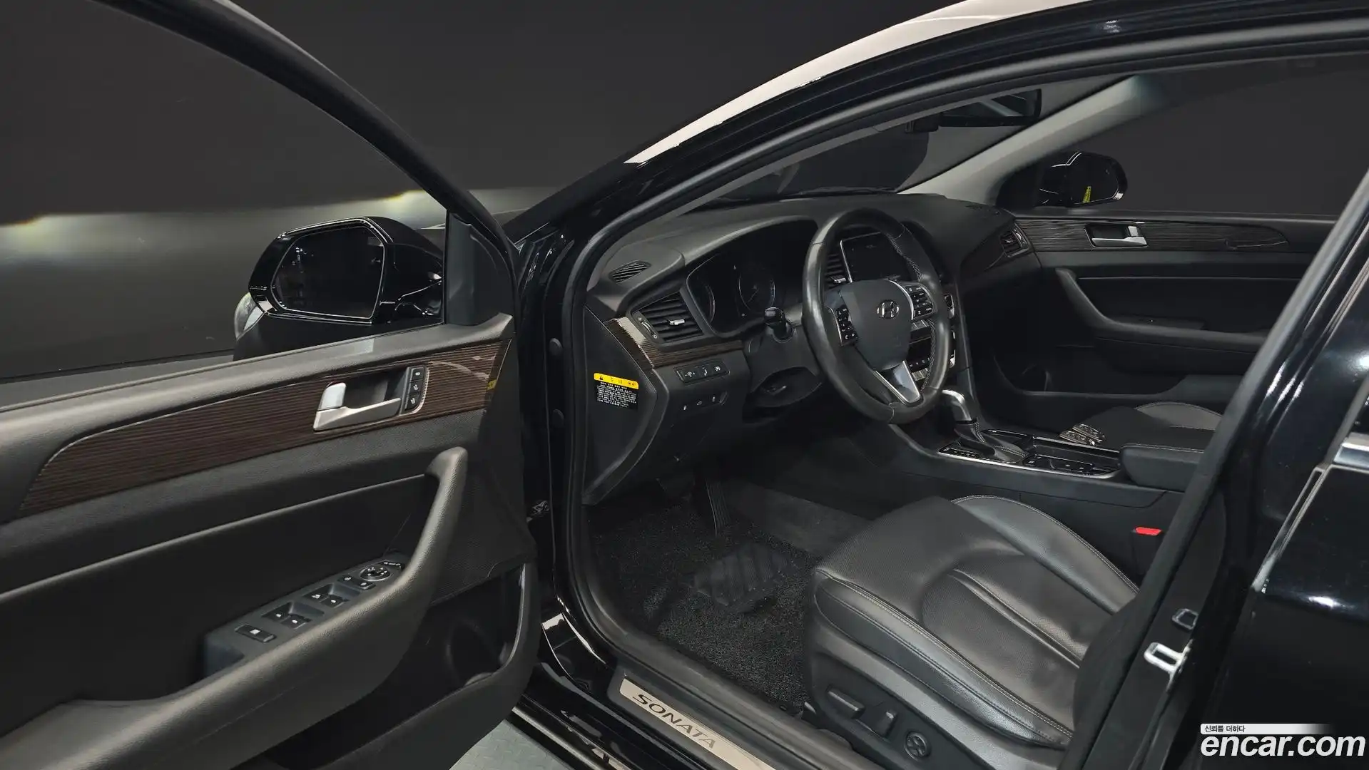 Sonata Hyundai 2017.2-INNER-010