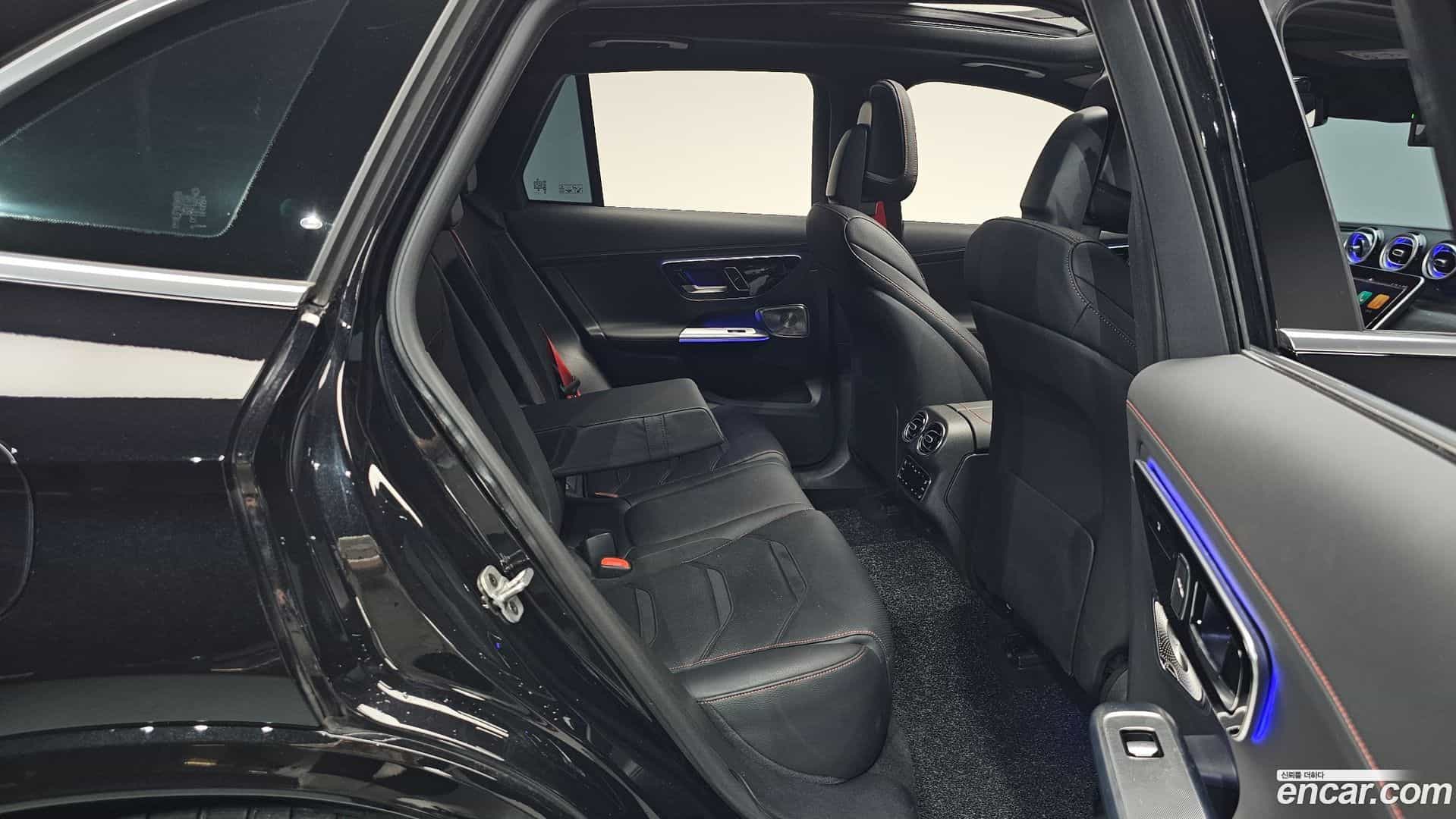 GLC-Class Mercedes-Benz 2025.3-OPTION-016