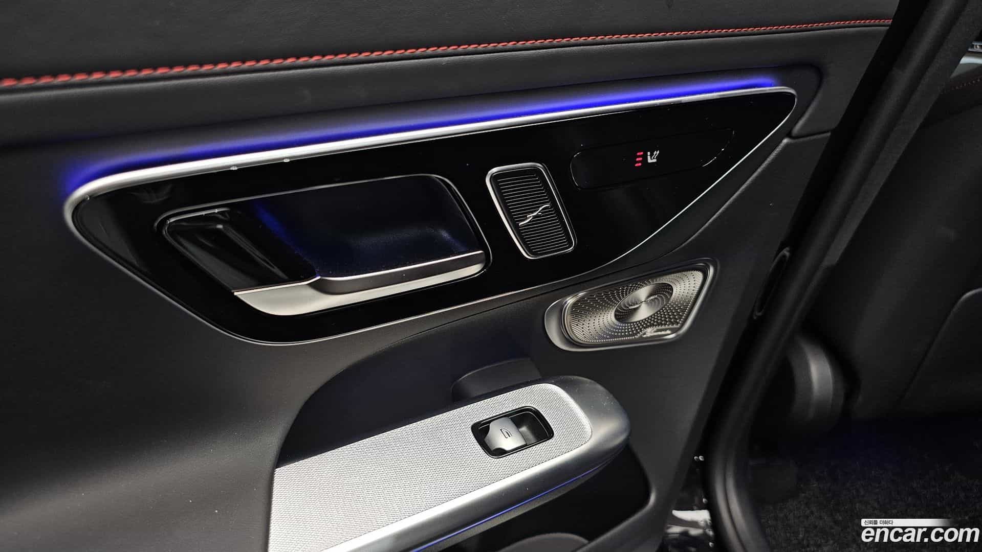 GLC-Class Mercedes-Benz 2025.3-OPTION-023