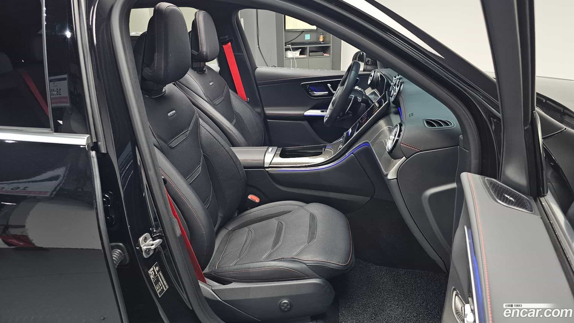 GLC-Class Mercedes-Benz 2025.3-INNER-036