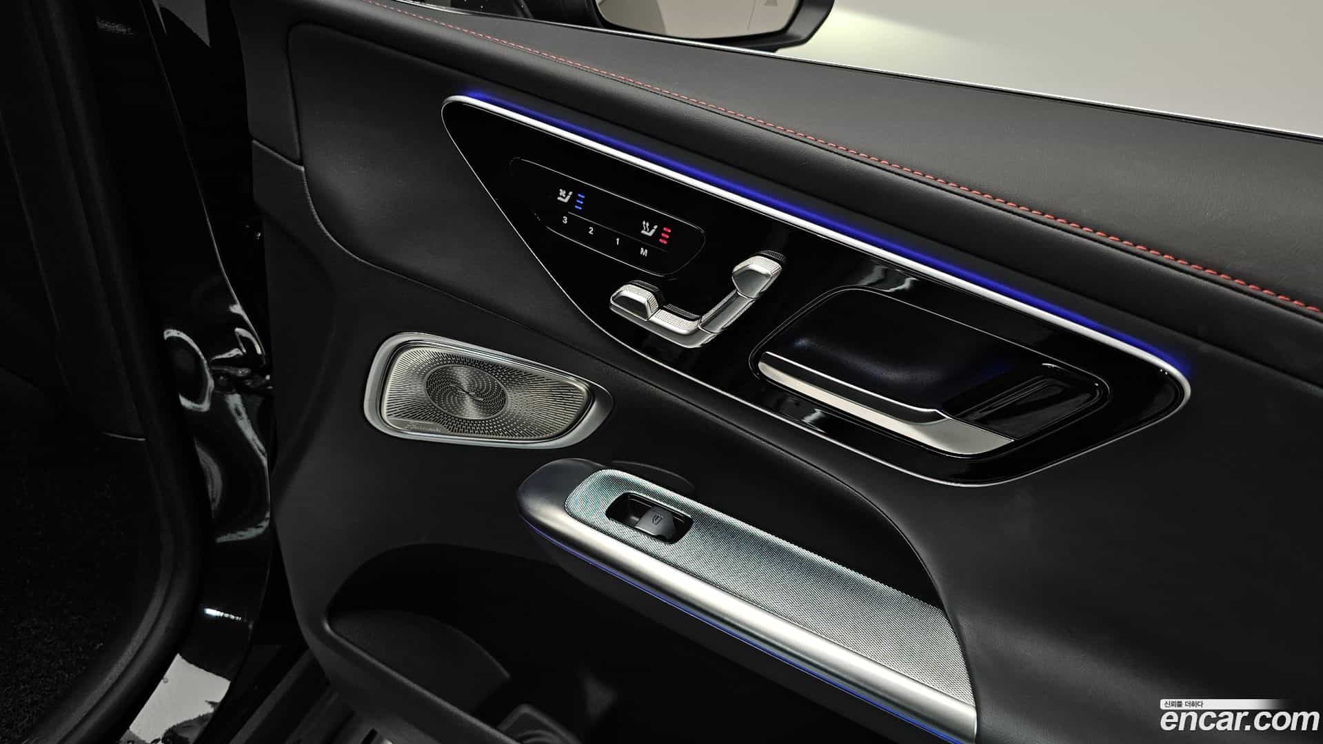 GLC-Class Mercedes-Benz 2025.3-OPTION-050