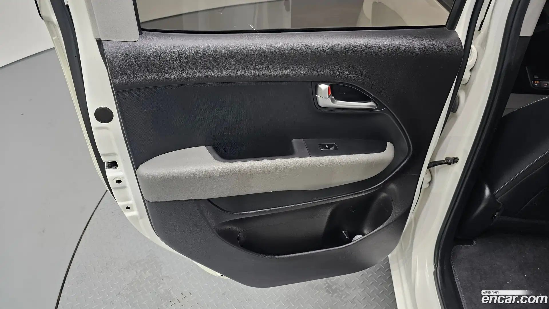 RAY Kia 2022.7-INNER-035
