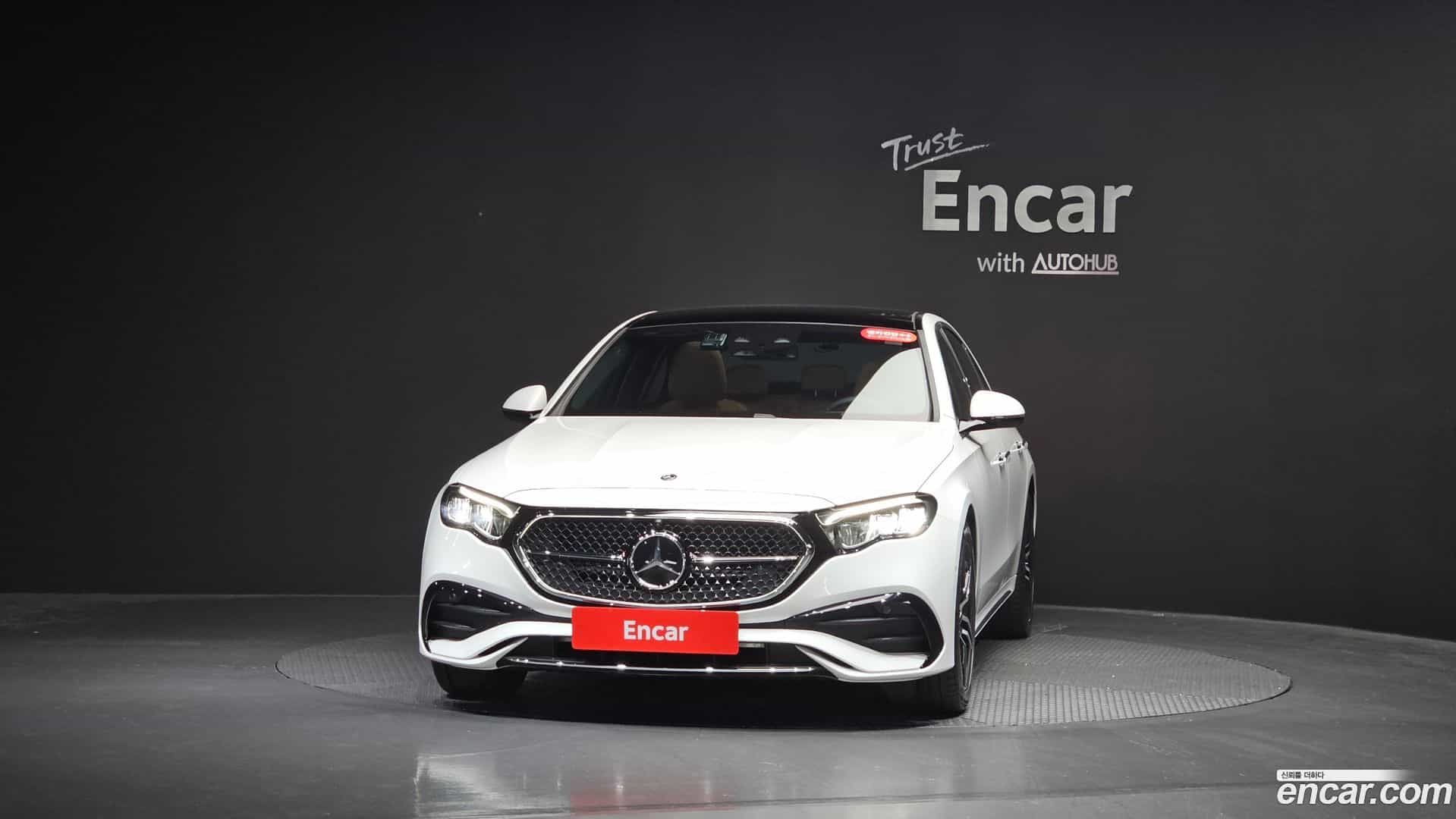 E-Class Mercedes-Benz 2025.8-OUTER-003