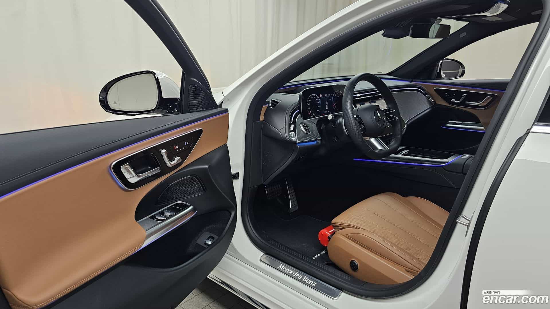E-Class Mercedes-Benz 2025.8-INNER-010