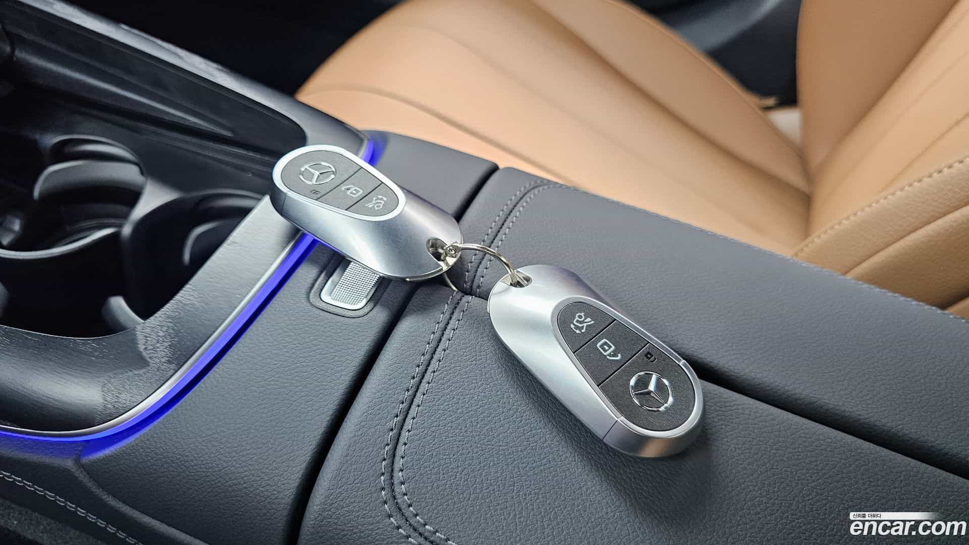 E-Class Mercedes-Benz 2025.8-OPTION-019