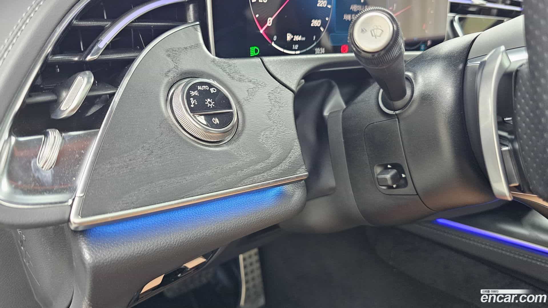 E-Class Mercedes-Benz 2025.8-OPTION-040