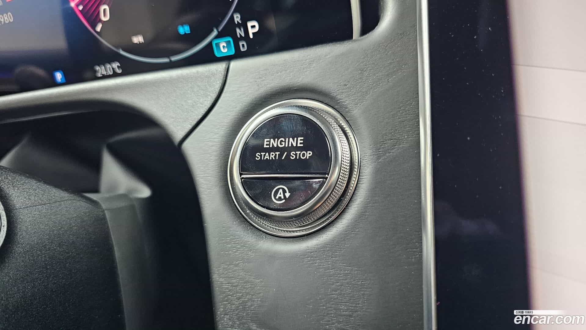 E-Class Mercedes-Benz 2025.8-OPTION-041