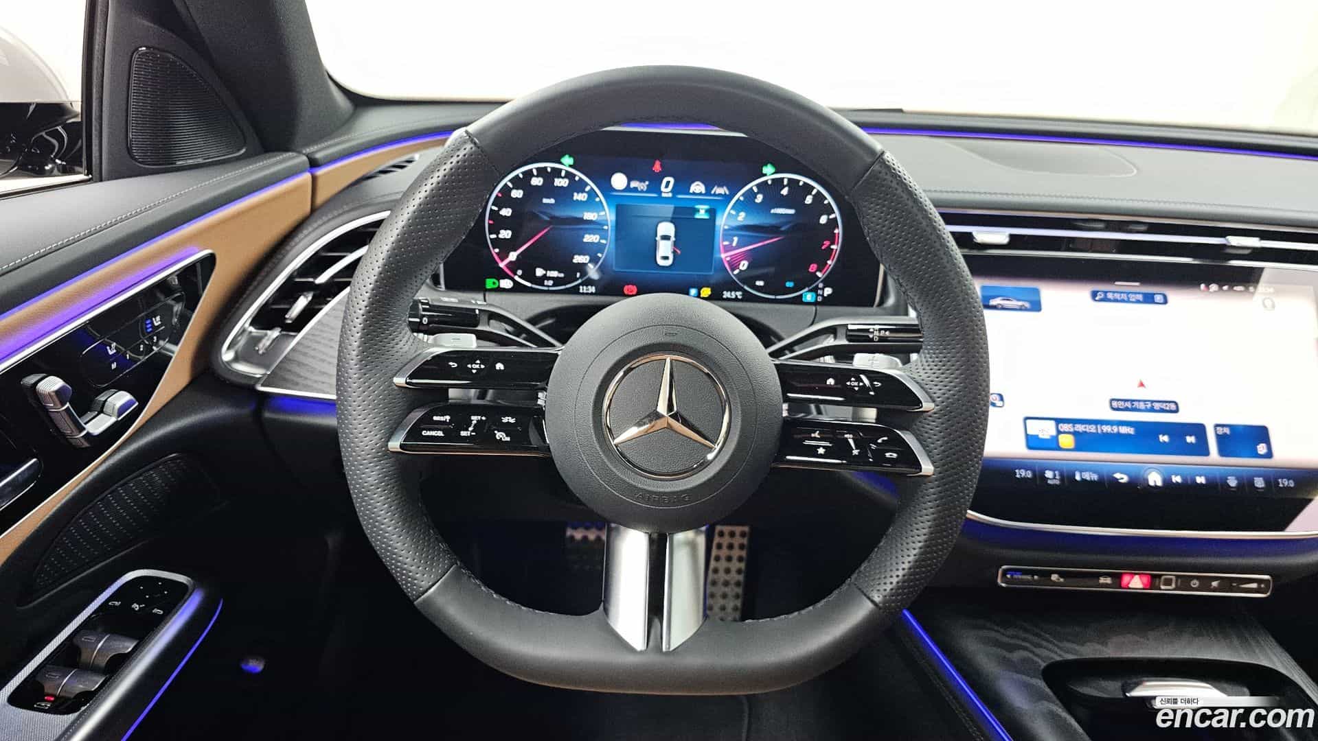 E-Class Mercedes-Benz 2025.8-OPTION-017