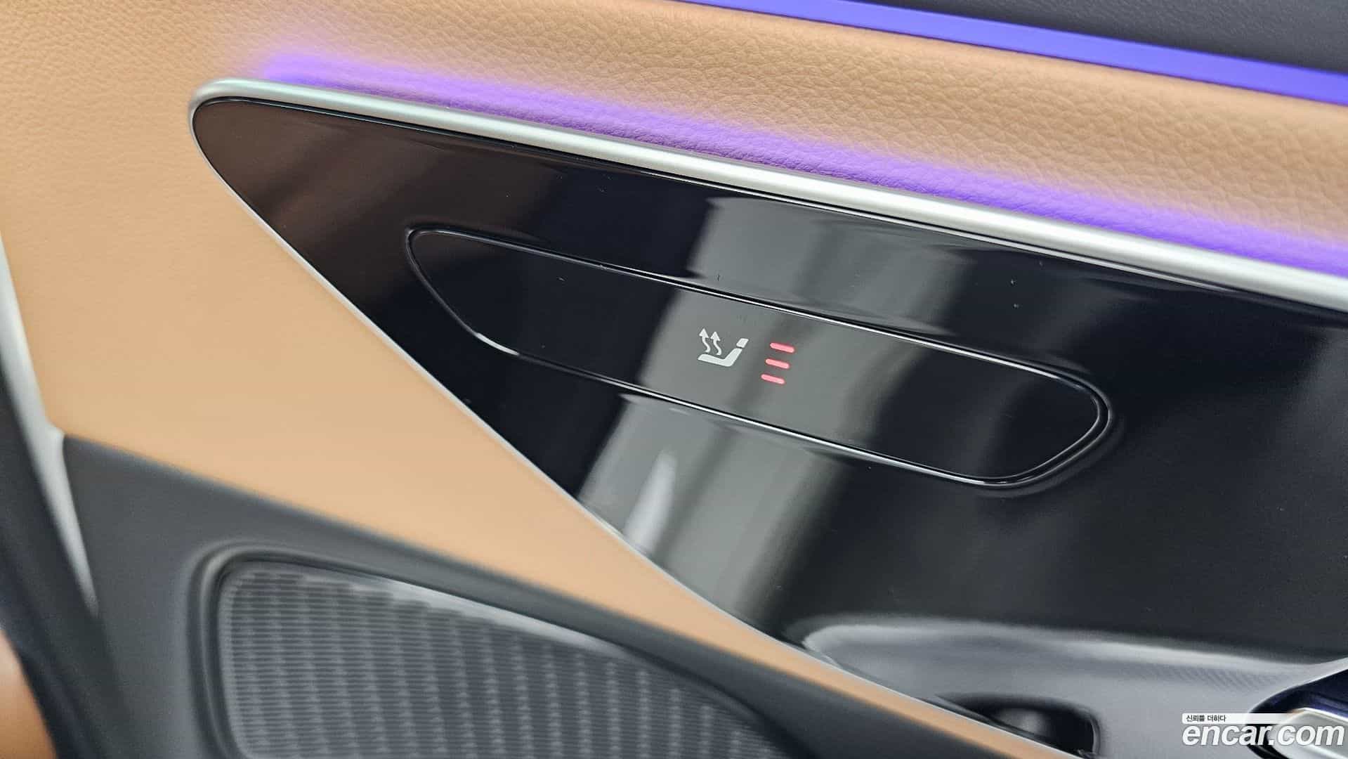 E-Class Mercedes-Benz 2025.8-OPTION-022