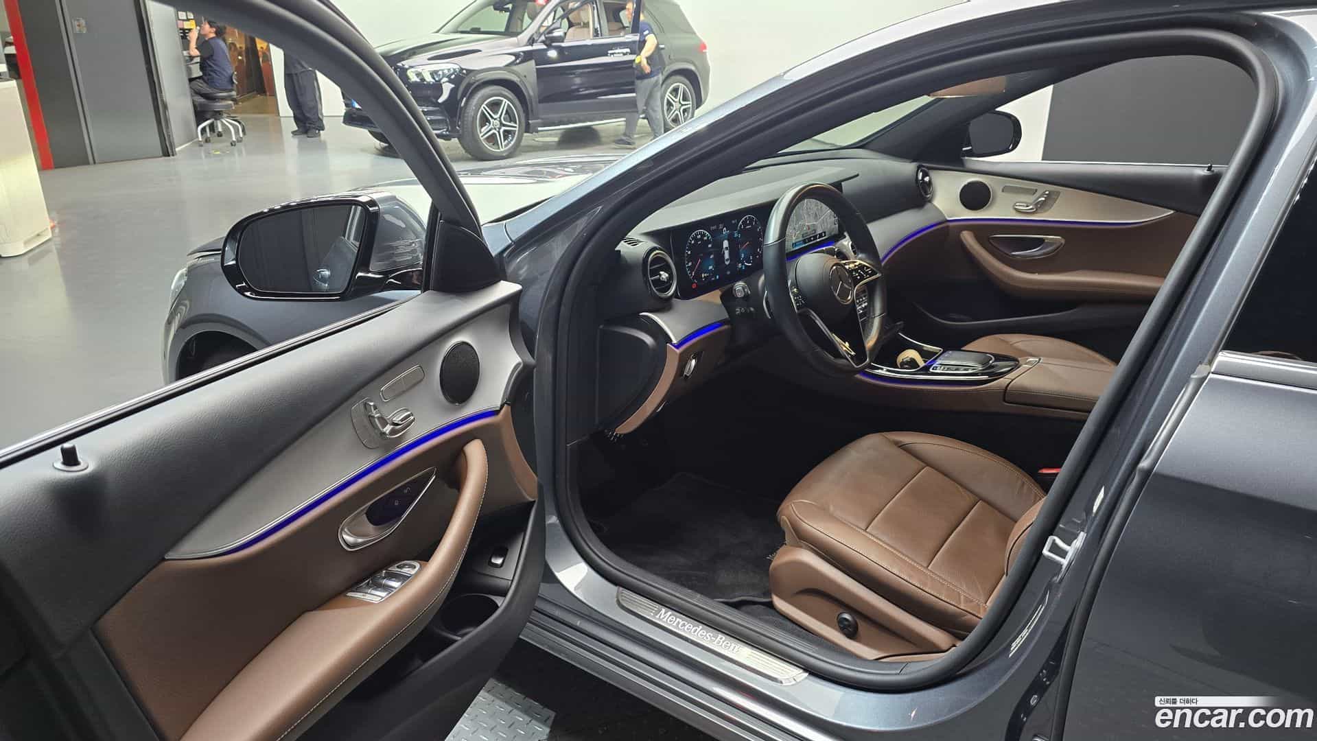 E-Class Mercedes-Benz 2021.5-INNER-010
