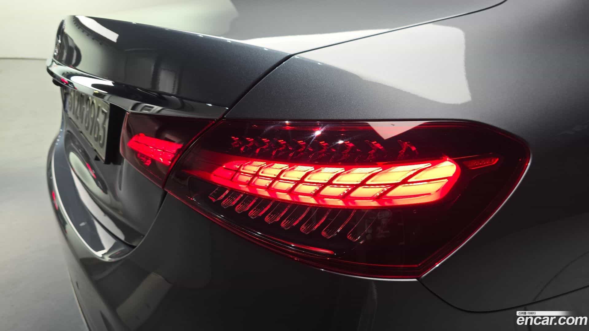 E-Class Mercedes-Benz 2021.5-OUTER-033