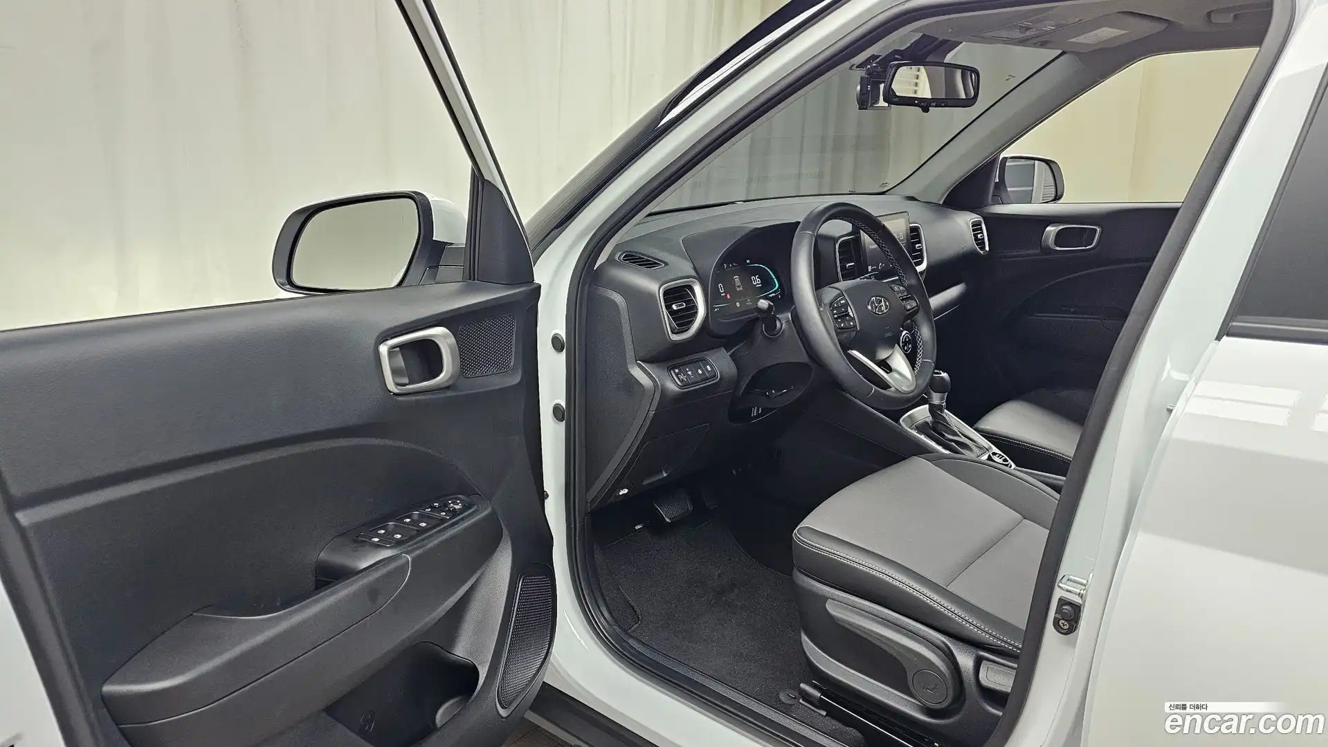 Venue Hyundai 2025.5-INNER-010