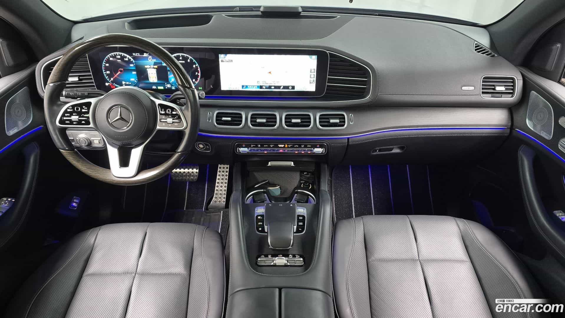GLS-Class Mercedes-Benz 2020.11-INNER-007