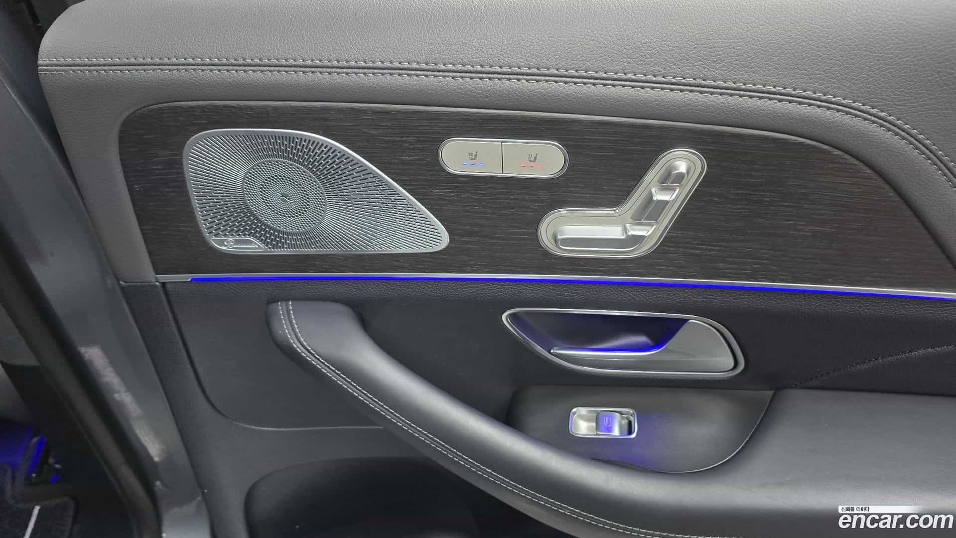 GLS-Class Mercedes-Benz 2020.11-OPTION-044