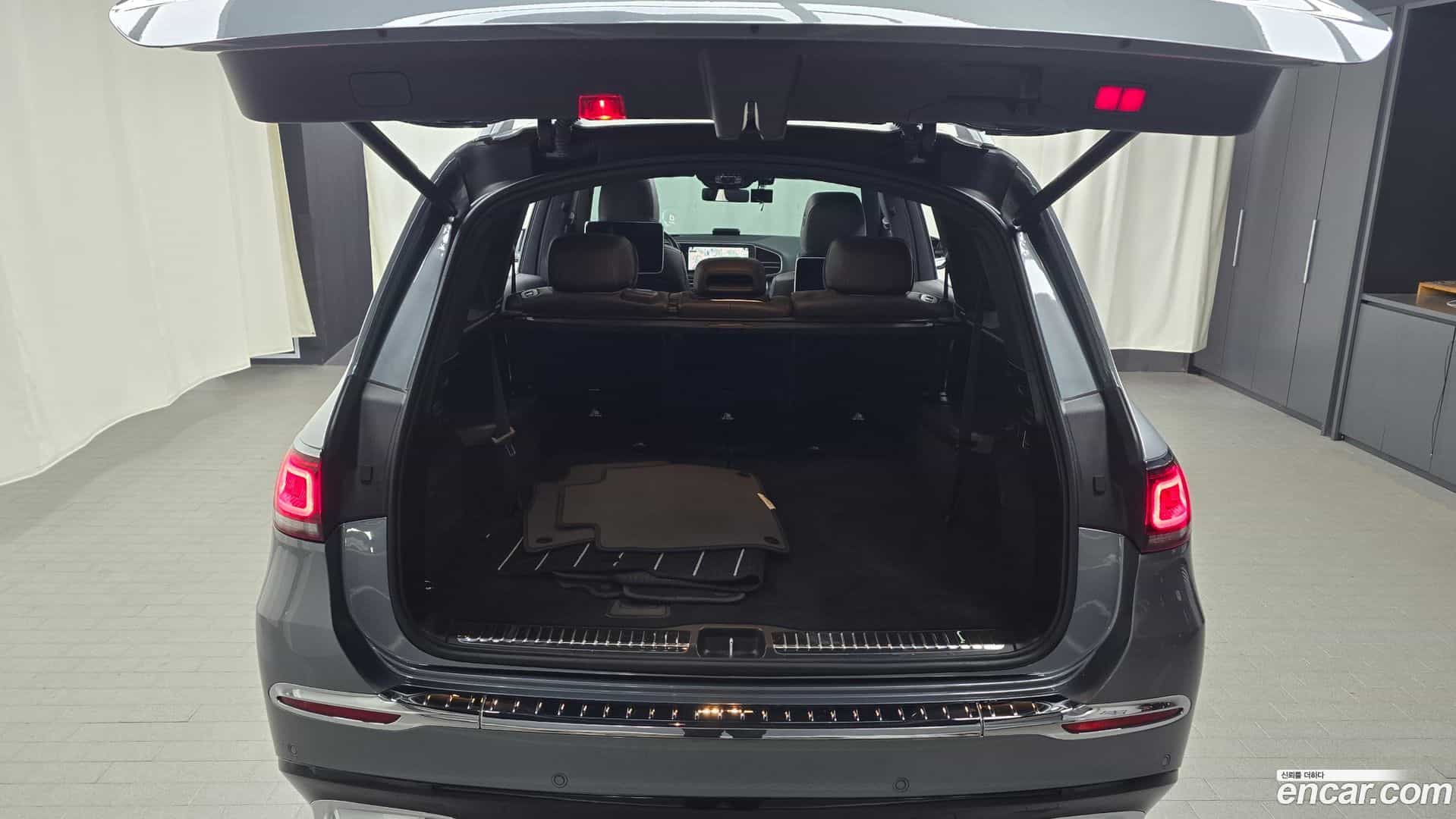 GLS-Class Mercedes-Benz 2020.11-OPTION-046
