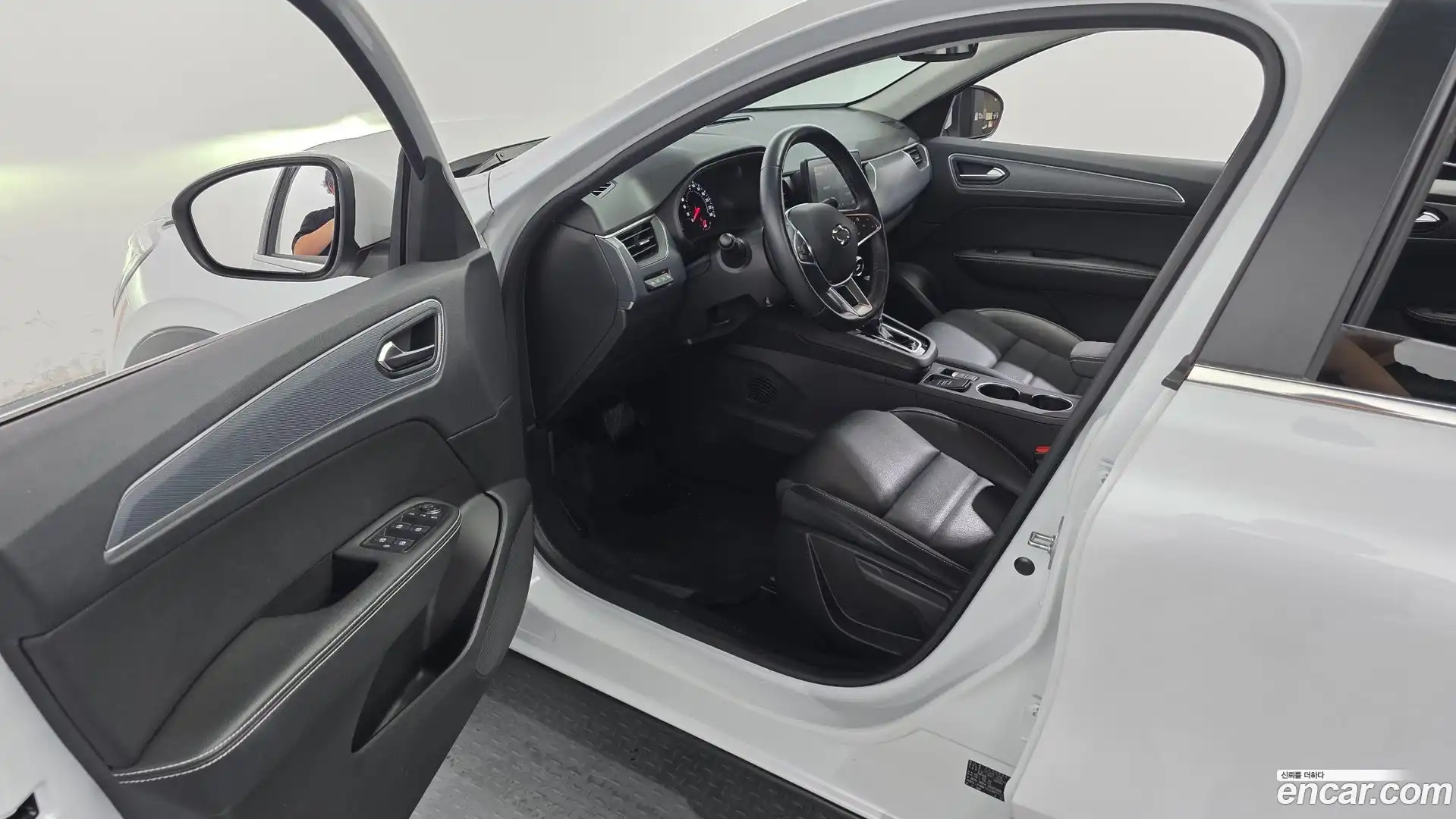 XM3 Renault Korea 2022.9-INNER-010
