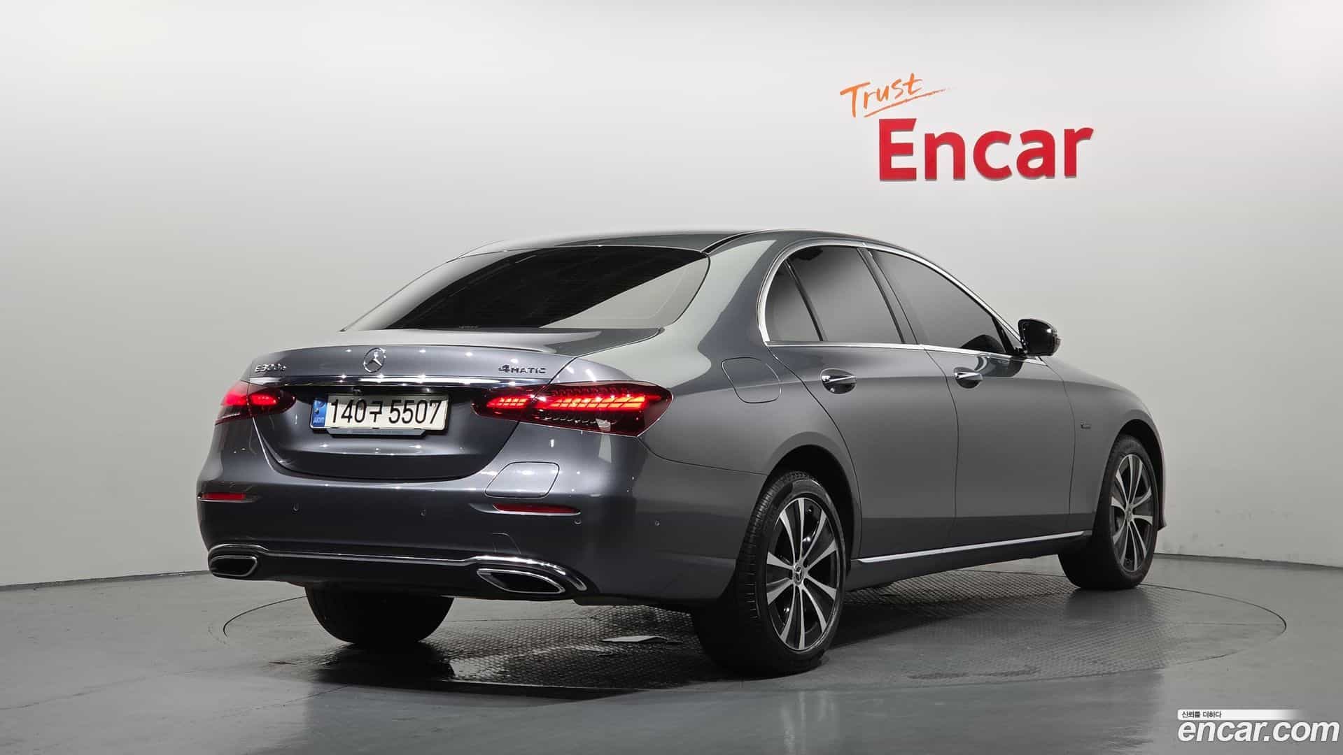 E-Class Mercedes-Benz 2021.3-OUTER-002