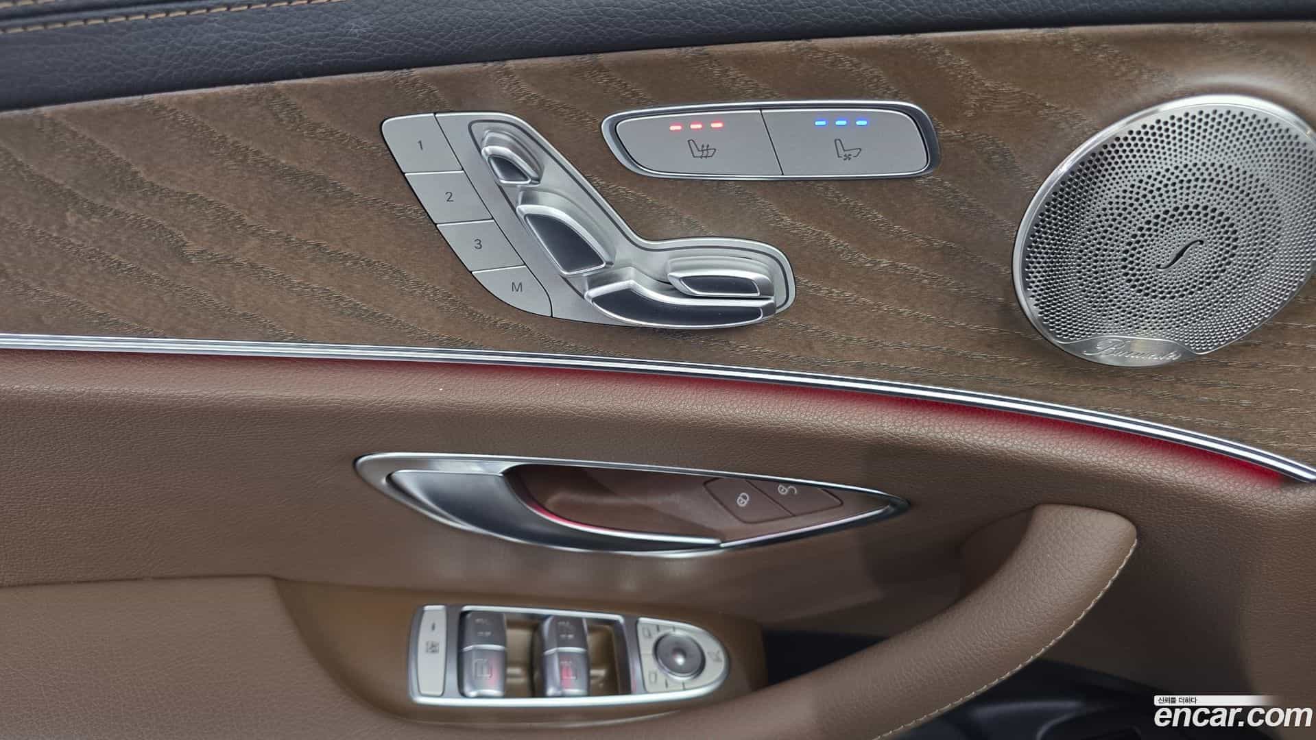 E-Class Mercedes-Benz 2021.3-OPTION-017