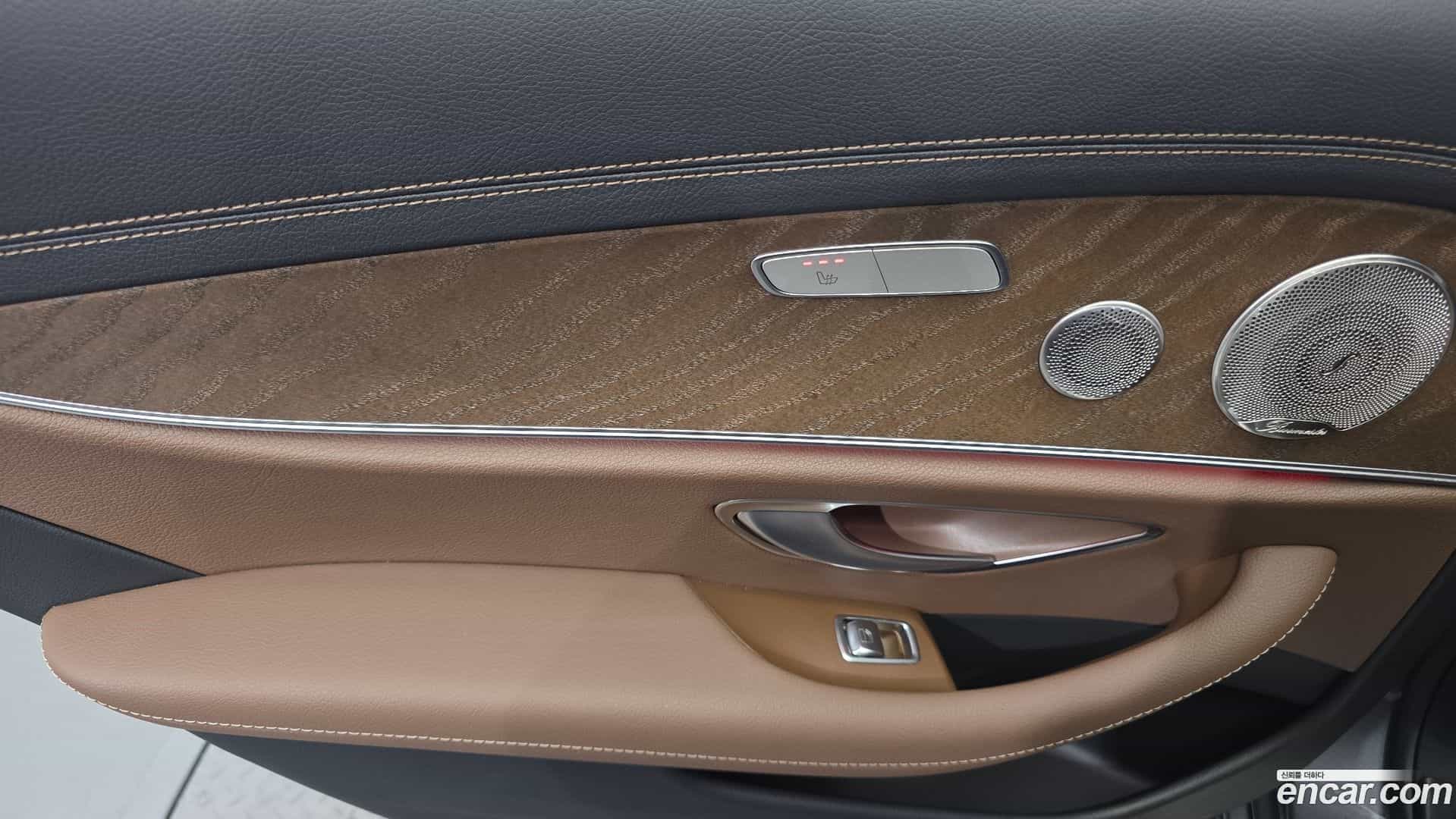 E-Class Mercedes-Benz 2021.3-INNER-035