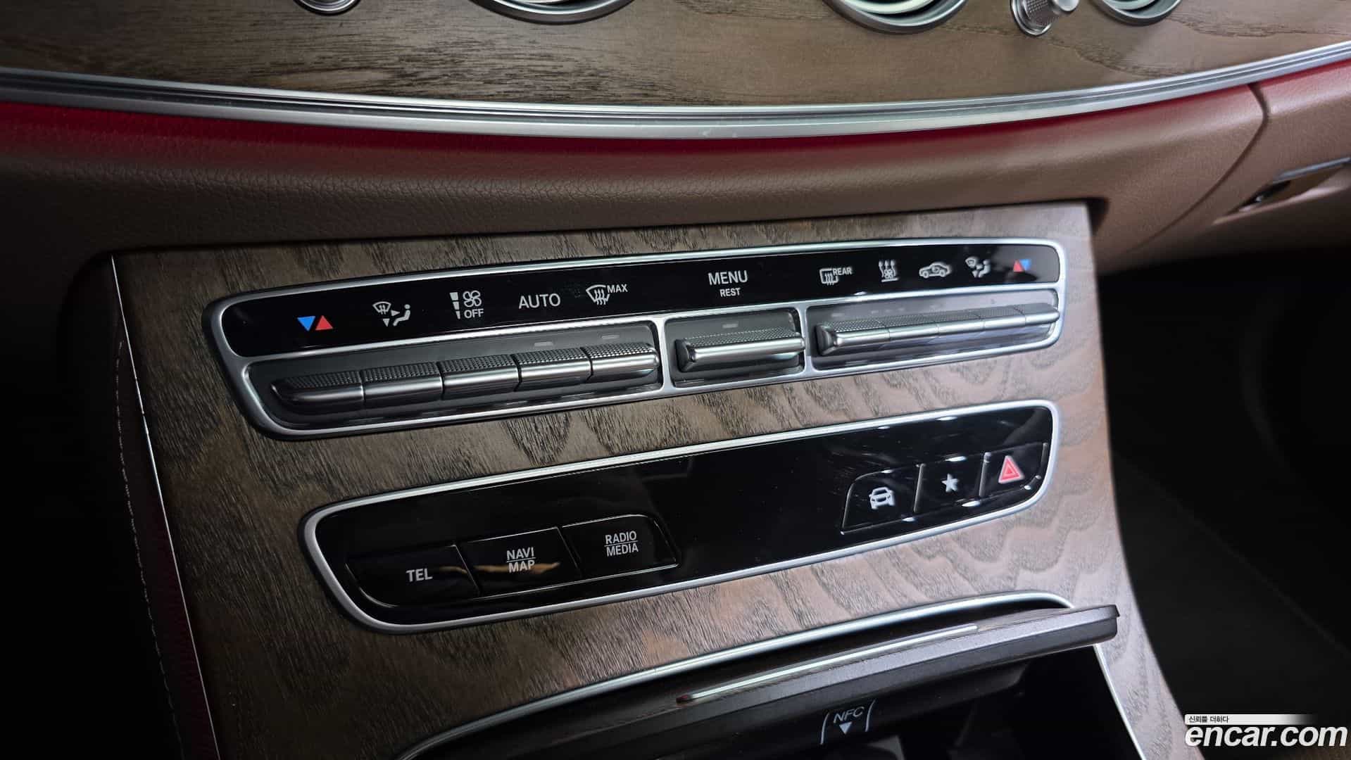 E-Class Mercedes-Benz 2021.3-OPTION-040