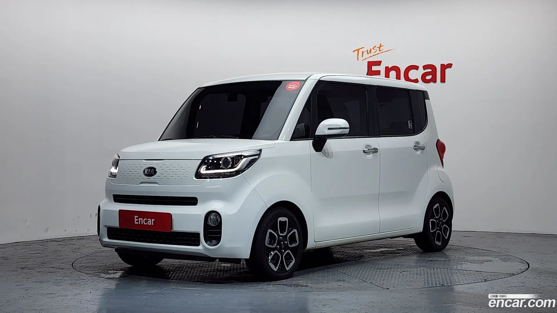 Main__Slider__Photo:RAY Kia 2019.7-0