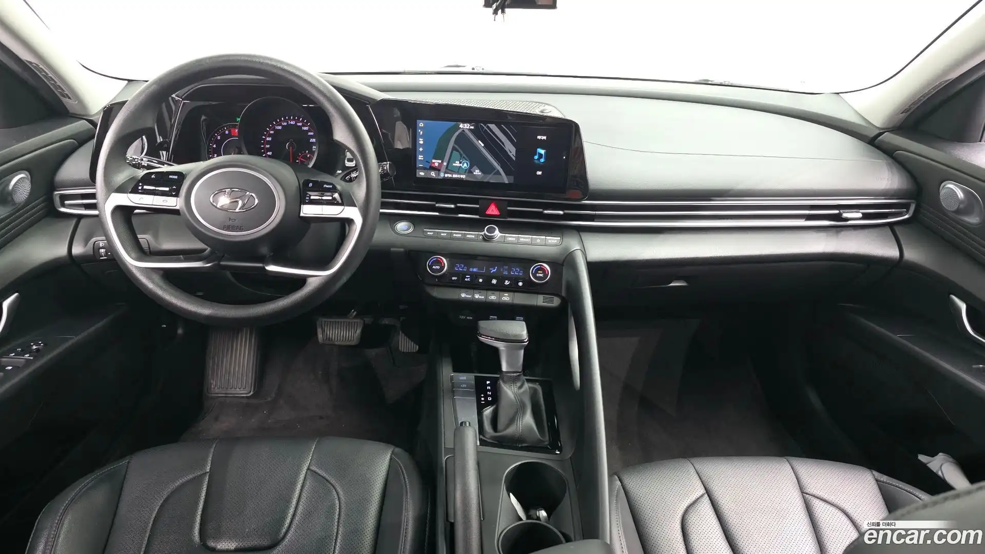 AVANTE Hyundai 2022.4-INNER-007