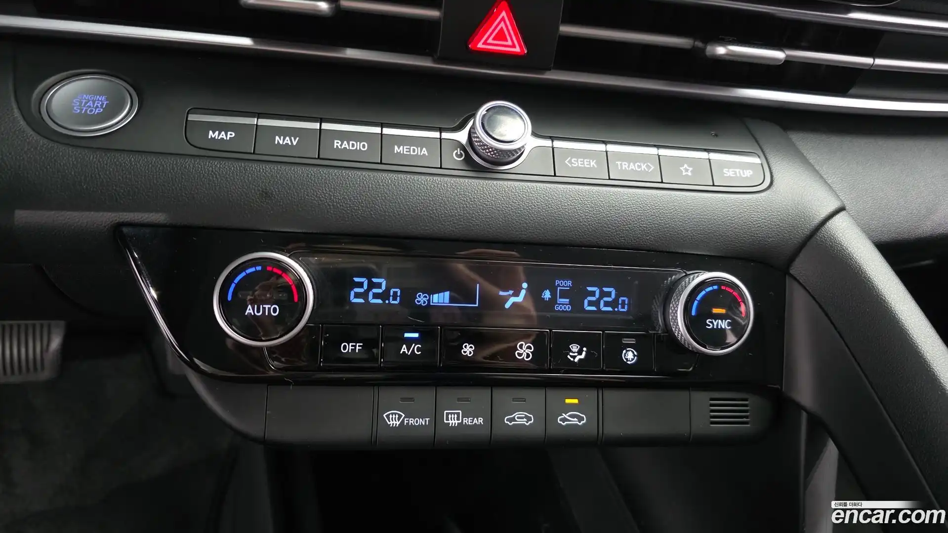 AVANTE Hyundai 2022.4-OPTION-020