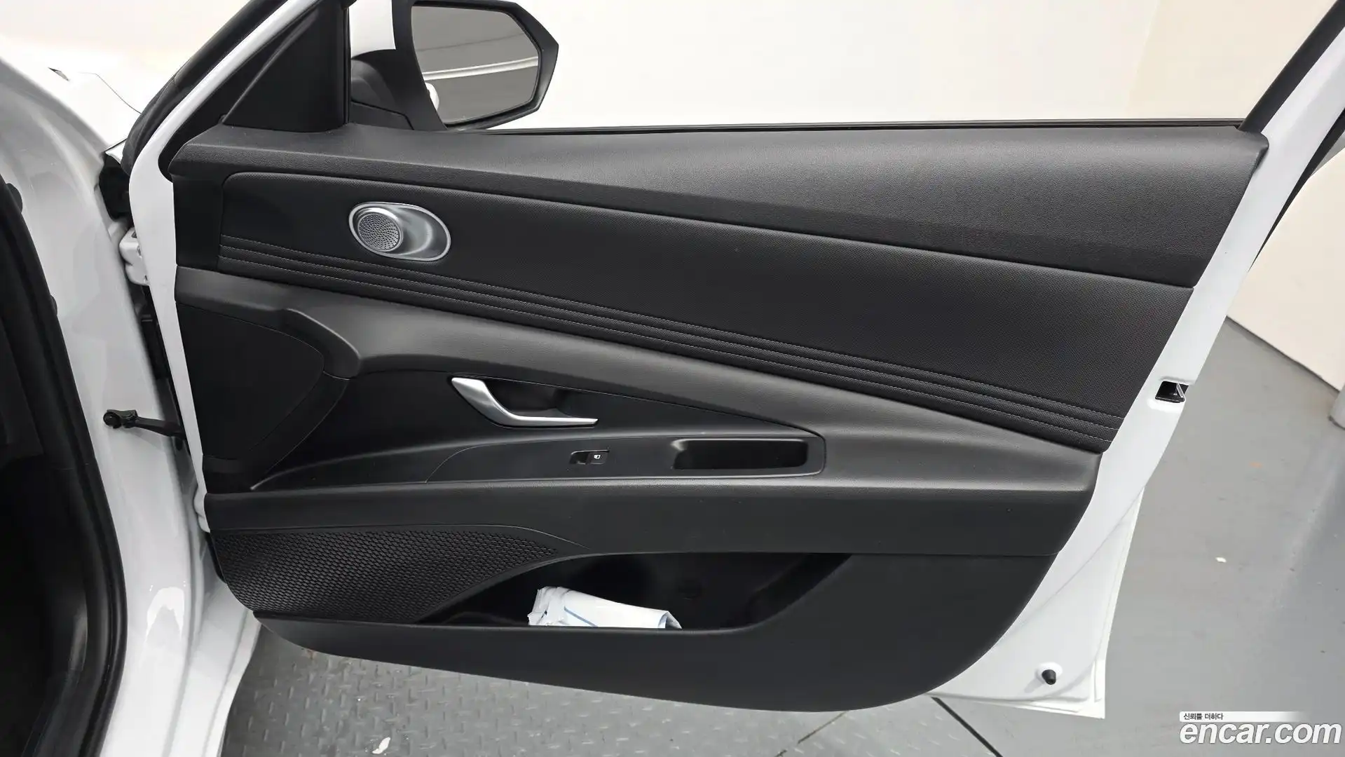 AVANTE Hyundai 2022.4-INNER-034