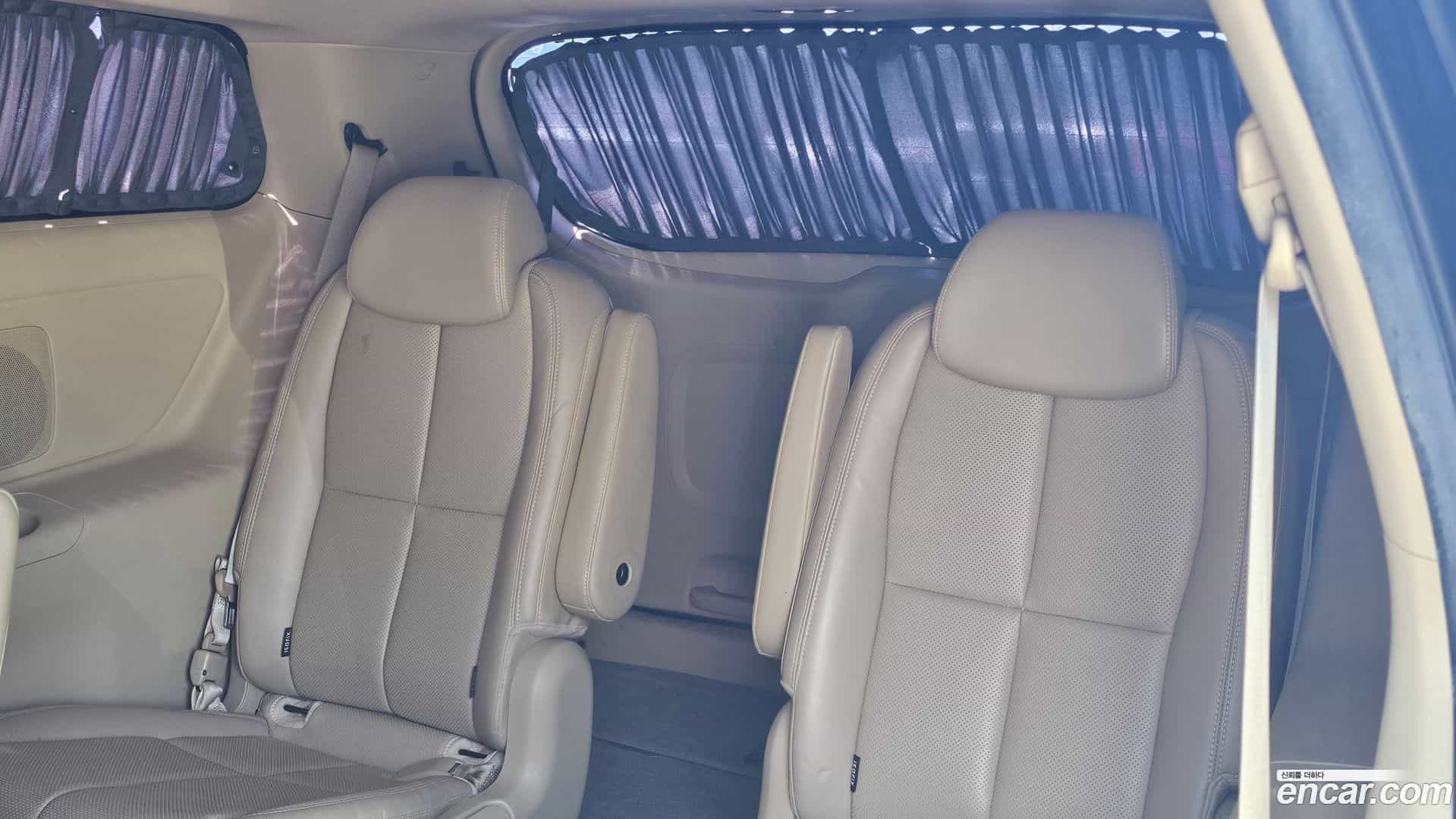 Canival Kia 2017.1-INNER-010