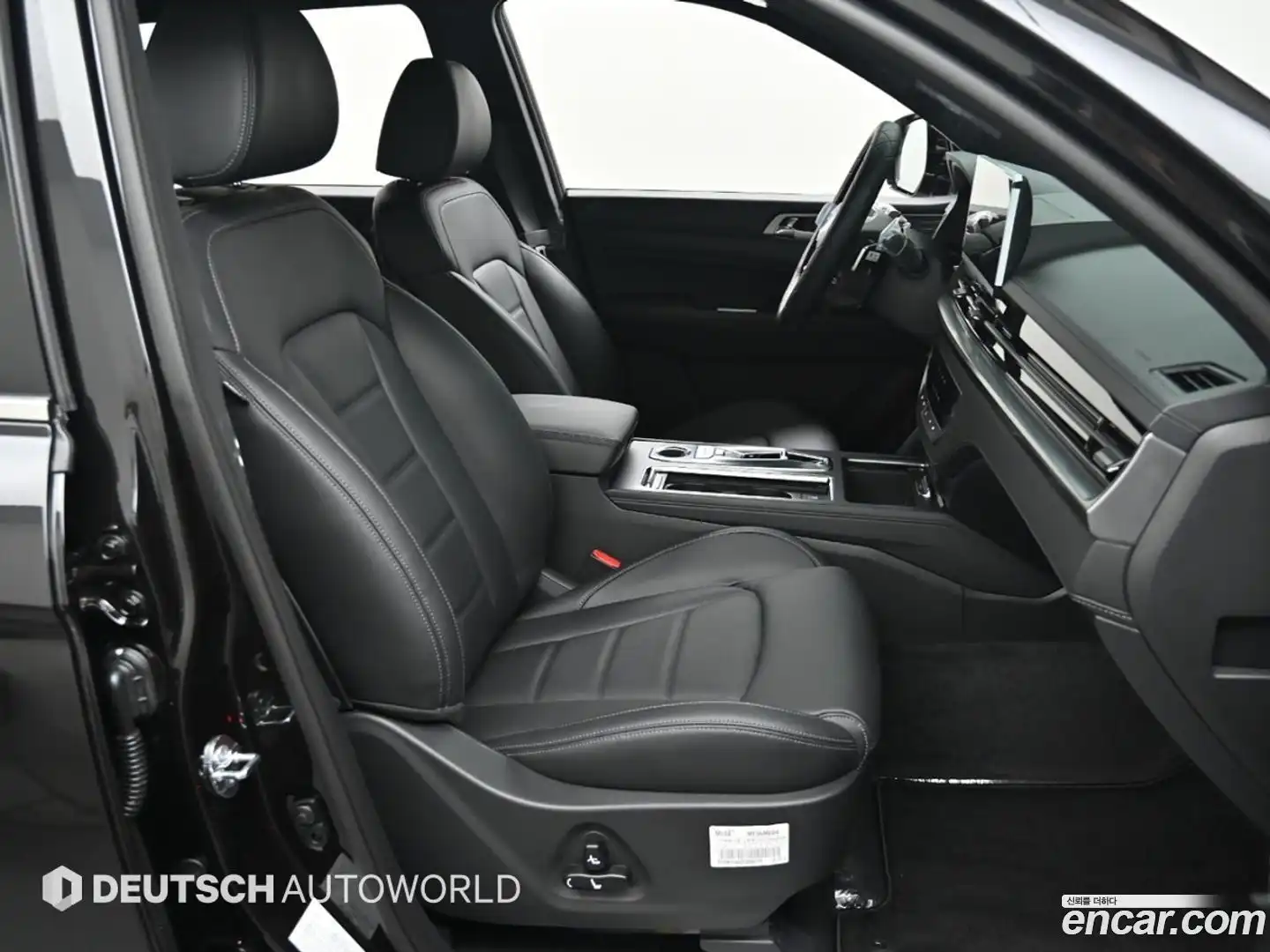 Rexton KG Mobility 2026.2-INNER-010
