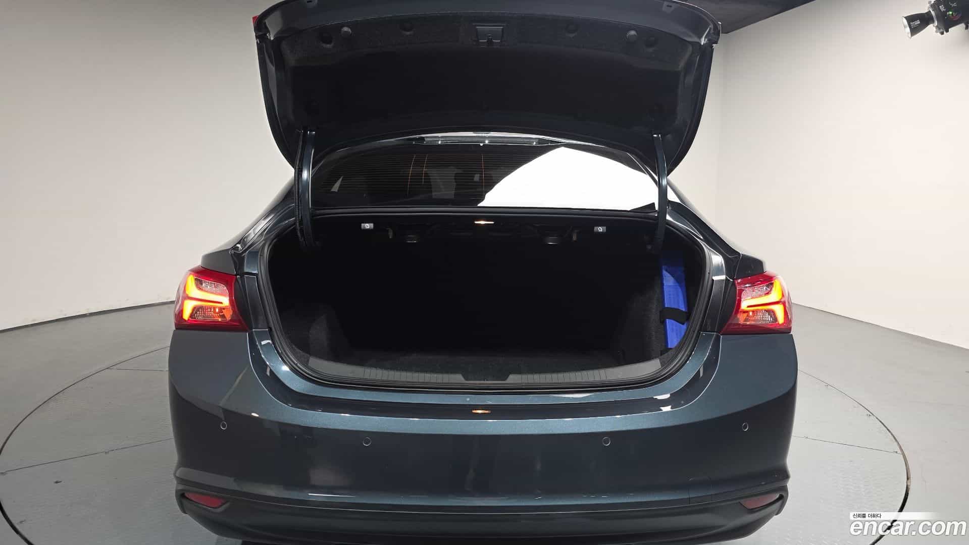 Malibu Chevrolet 2020.9-OPTION-024