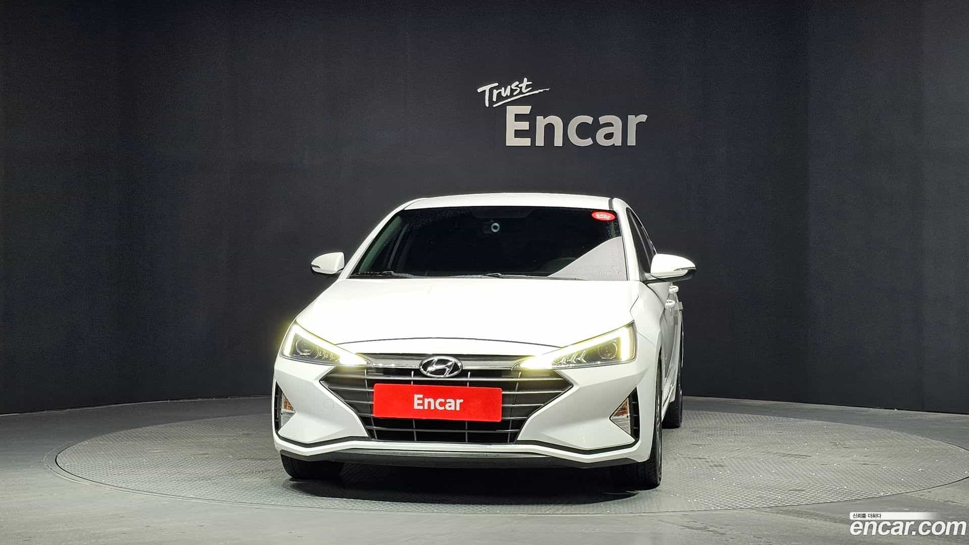 AVANTE Hyundai 2019.2-OUTER-003