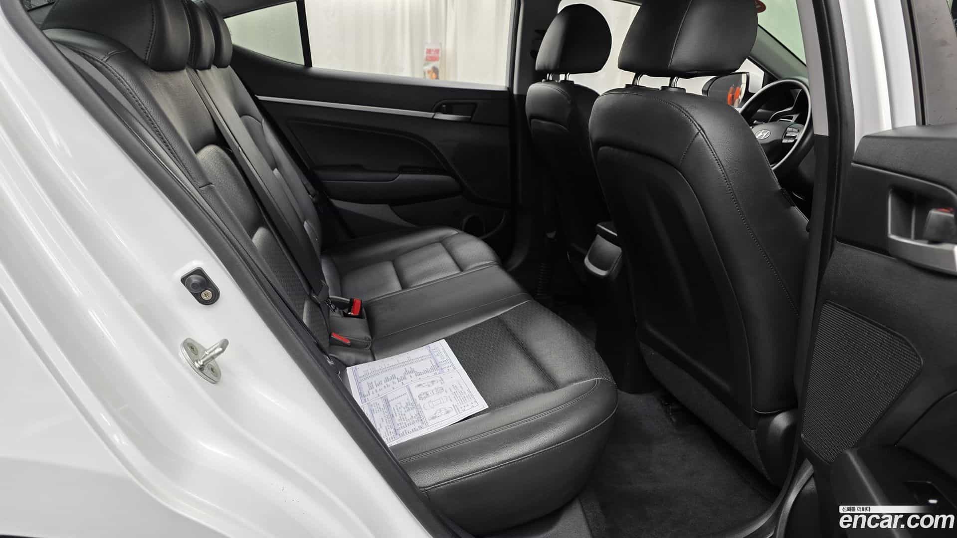 AVANTE Hyundai 2019.2-OPTION-015