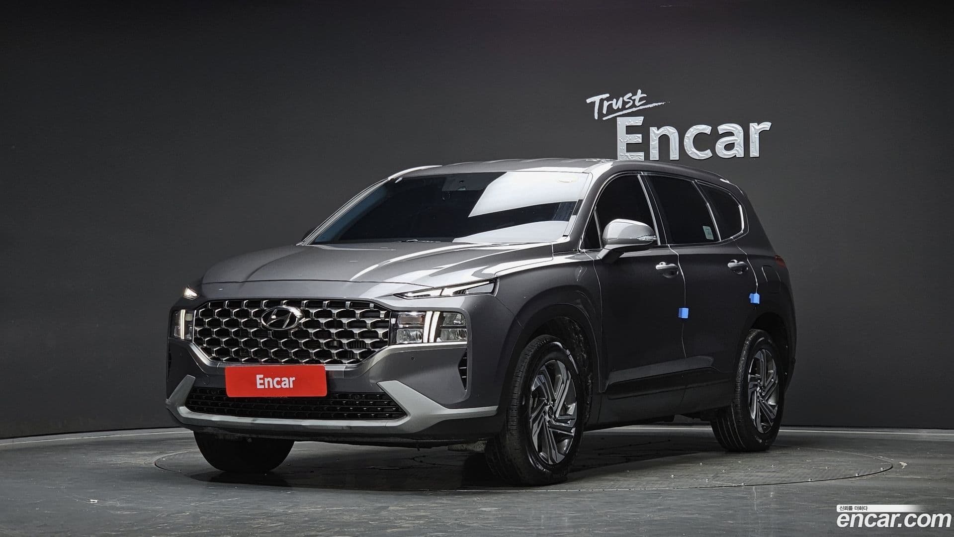 Main__Slider__Photo:Santafe Hyundai 2022.1-0