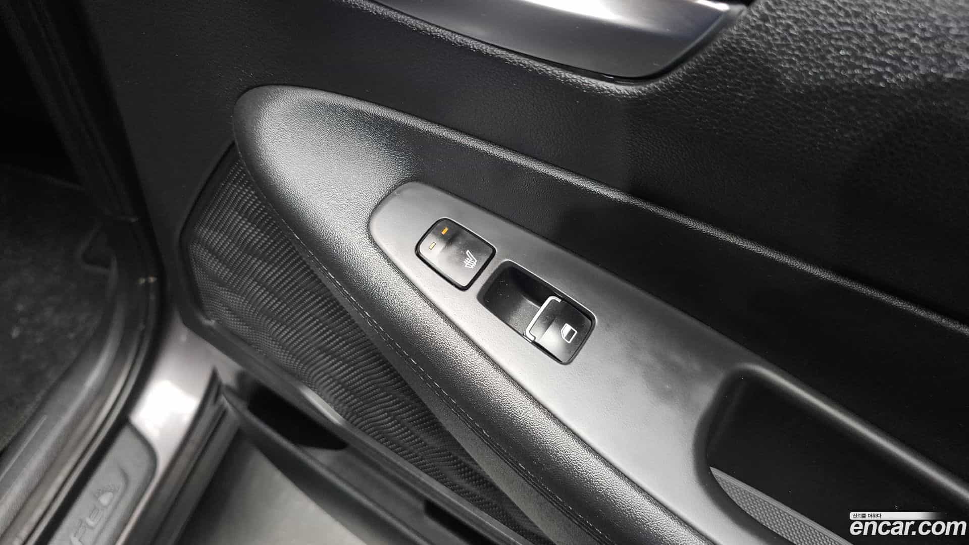 Santafe Hyundai 2022.1-OPTION-023