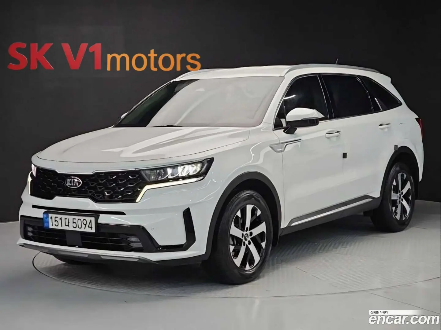 Main__Slider__Photo:Sorento Kia 2021.0-0