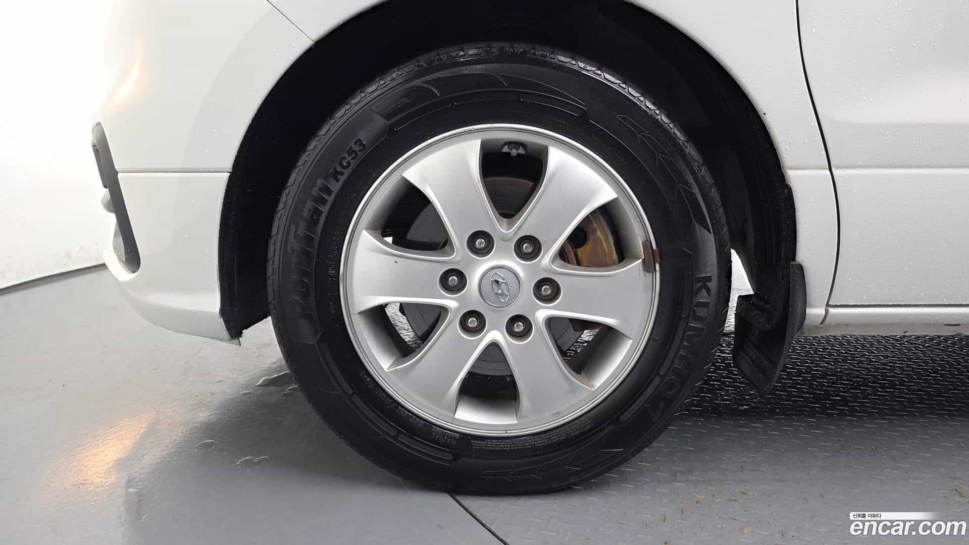 Starex Hyundai 2019.0-OUTER-005