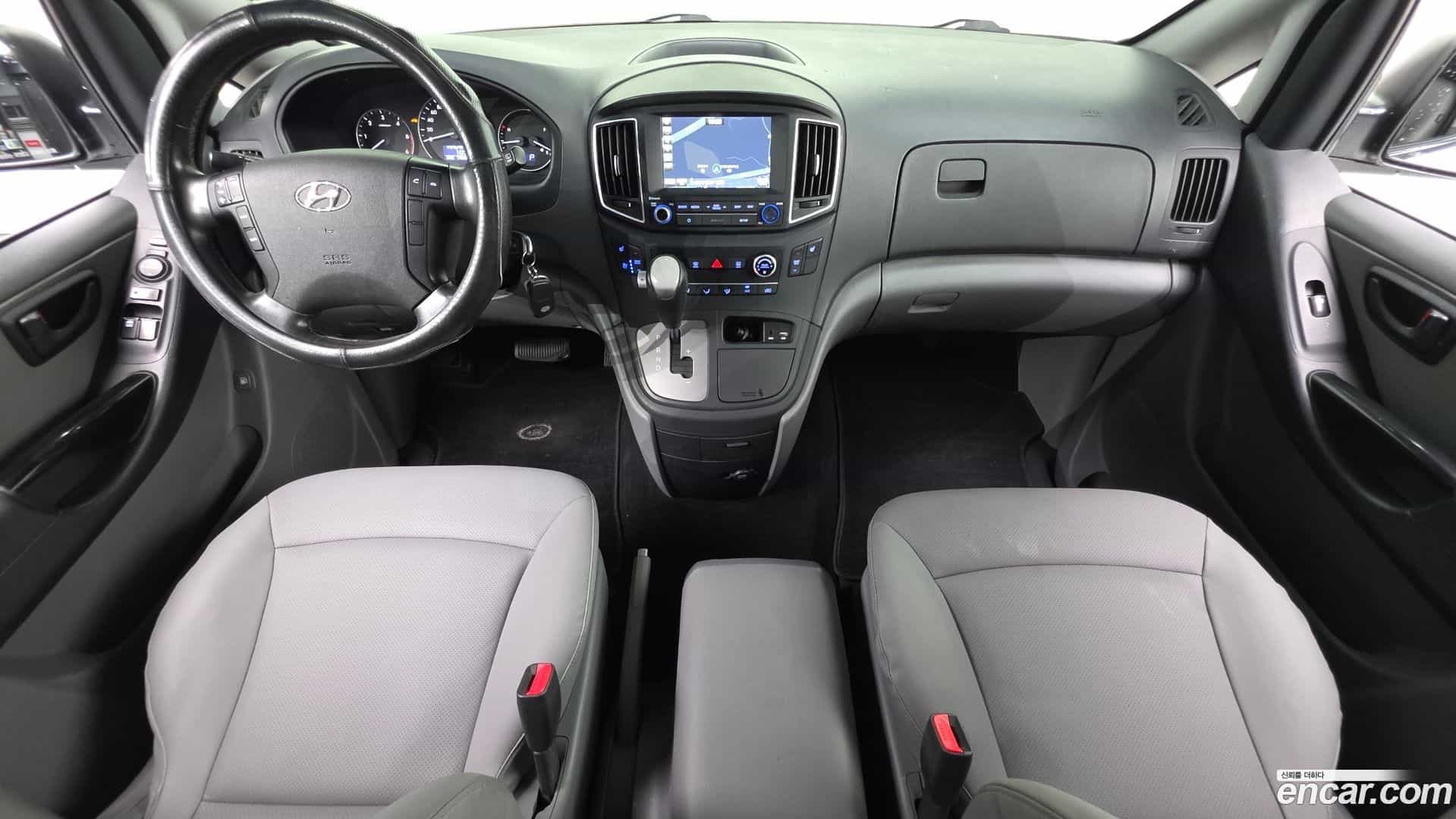 Starex Hyundai 2019.0-INNER-007