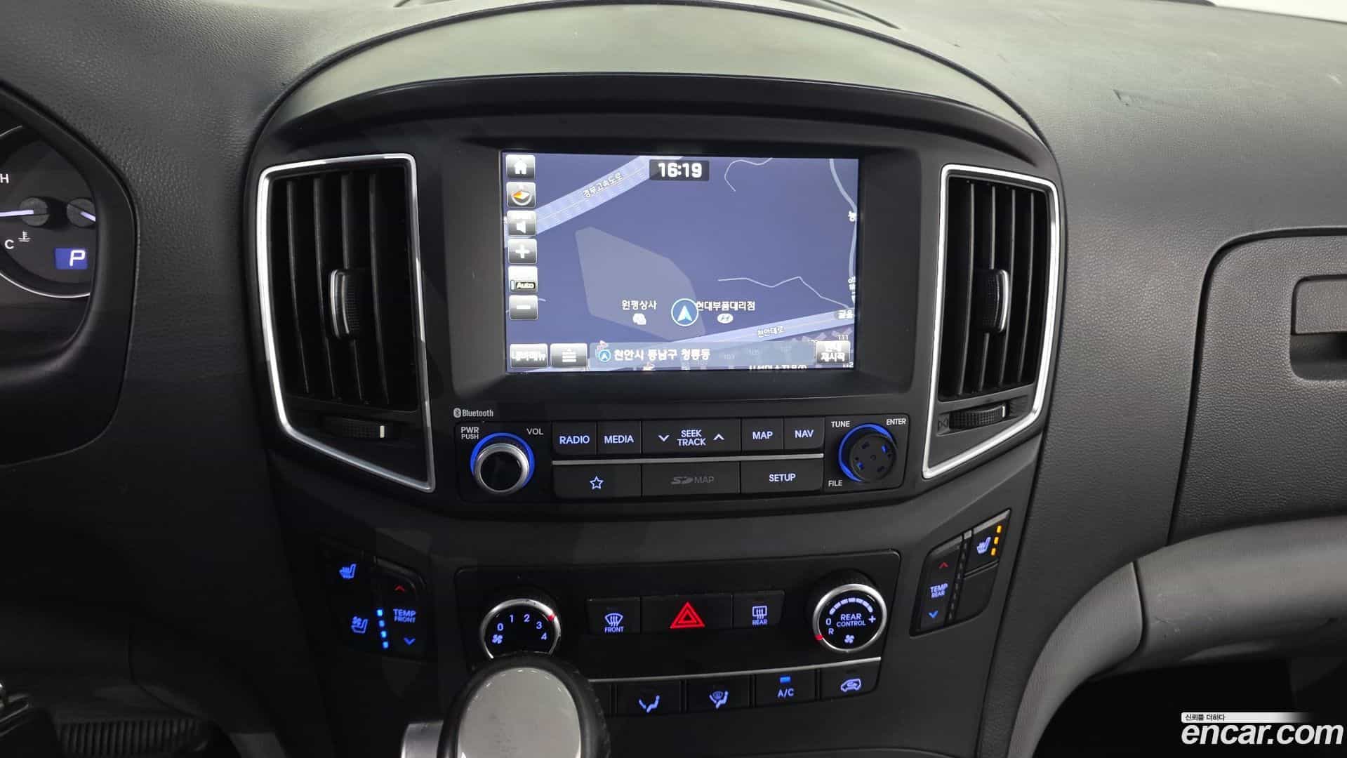 Starex Hyundai 2019.0-OPTION-021