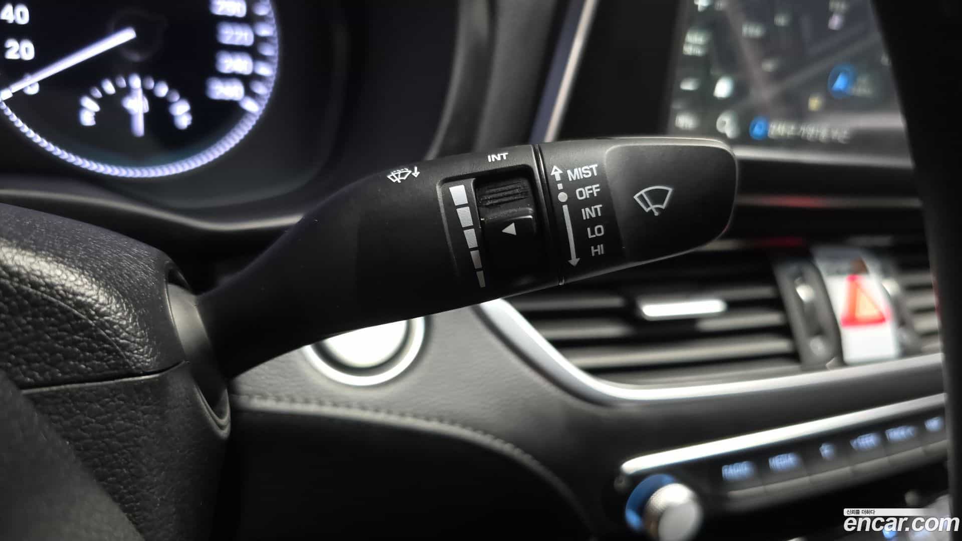 Grandeur Hyundai 2018.2-OPTION-043